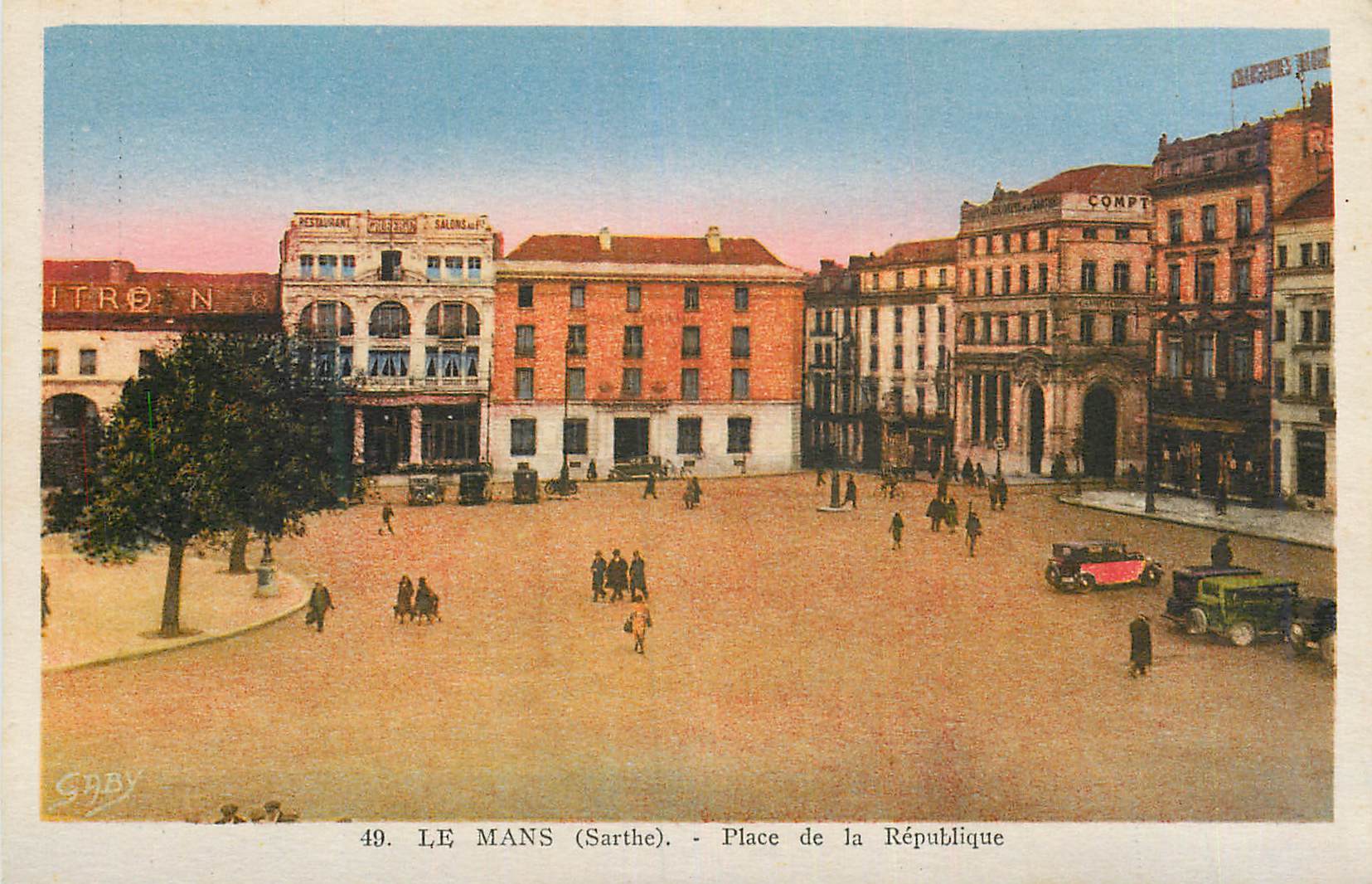 CPA Le Mans (Sarthe) Place de la Republique