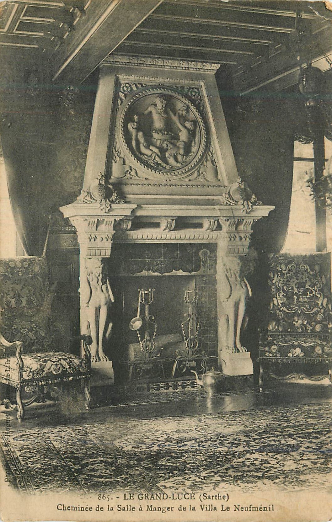 CPA Le Grand Luce (Sarthe) Cheminee de la Salle a Manger de la Ville Neufmenil