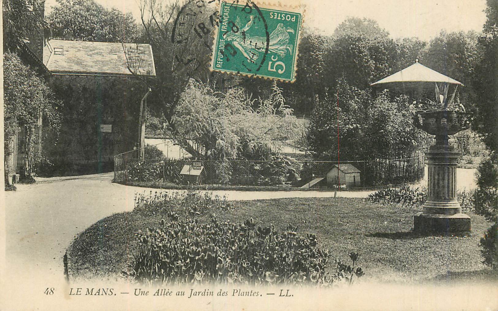 Le Mans — Une Allée au Jardin des Plantes — LL.