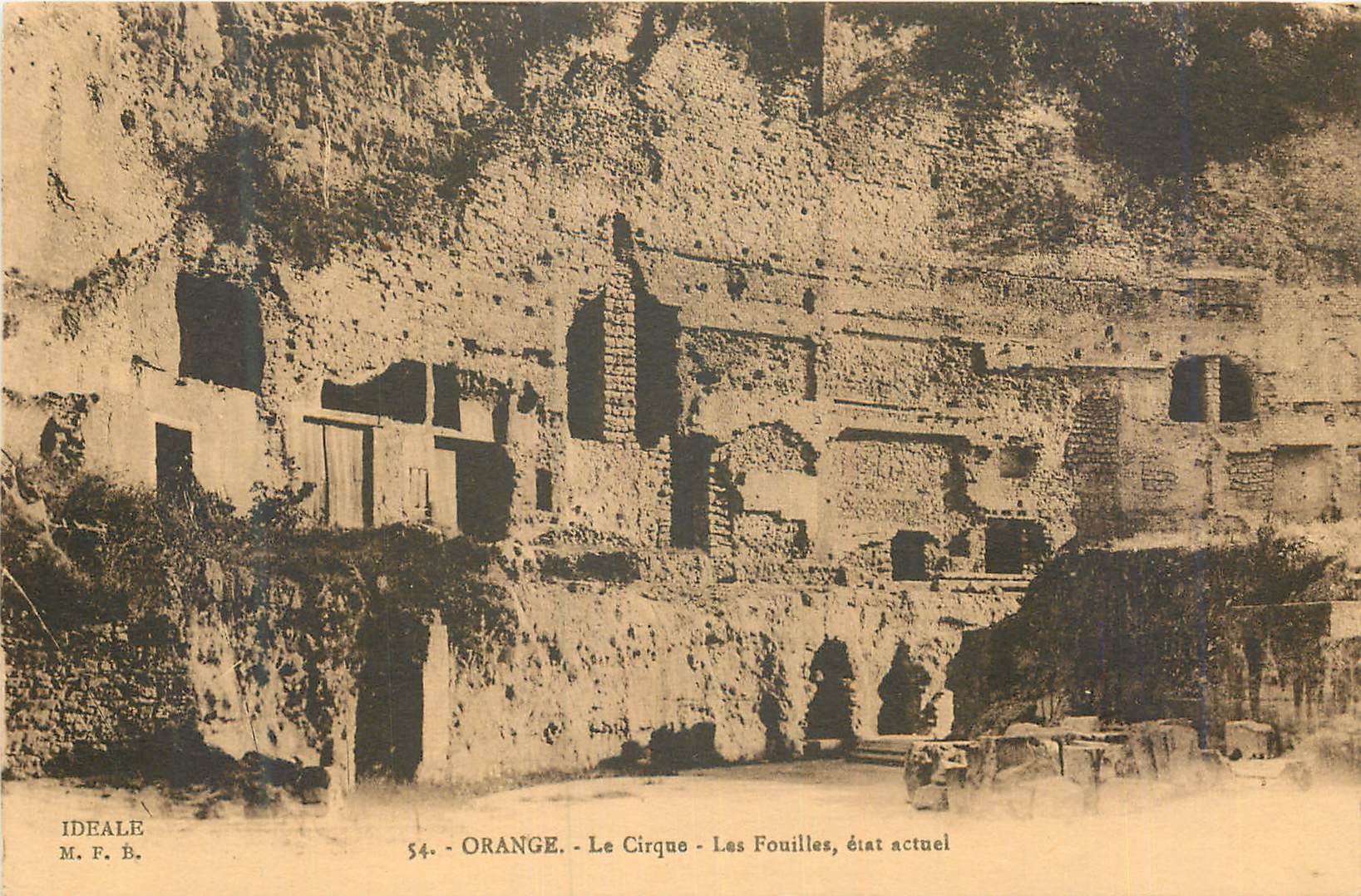 CPA Orange Le Cirque Les Fouilles Etat Actuel