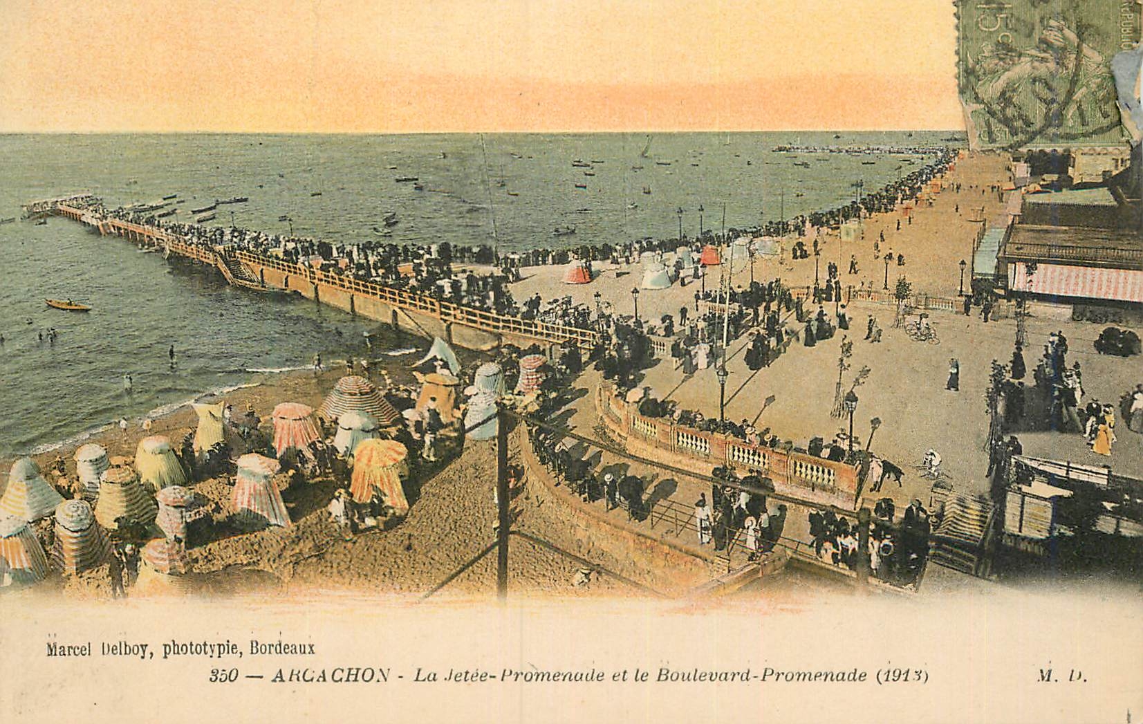 CPA Arcachon La Jetee Promenade et Boulevard Promenade (1913)