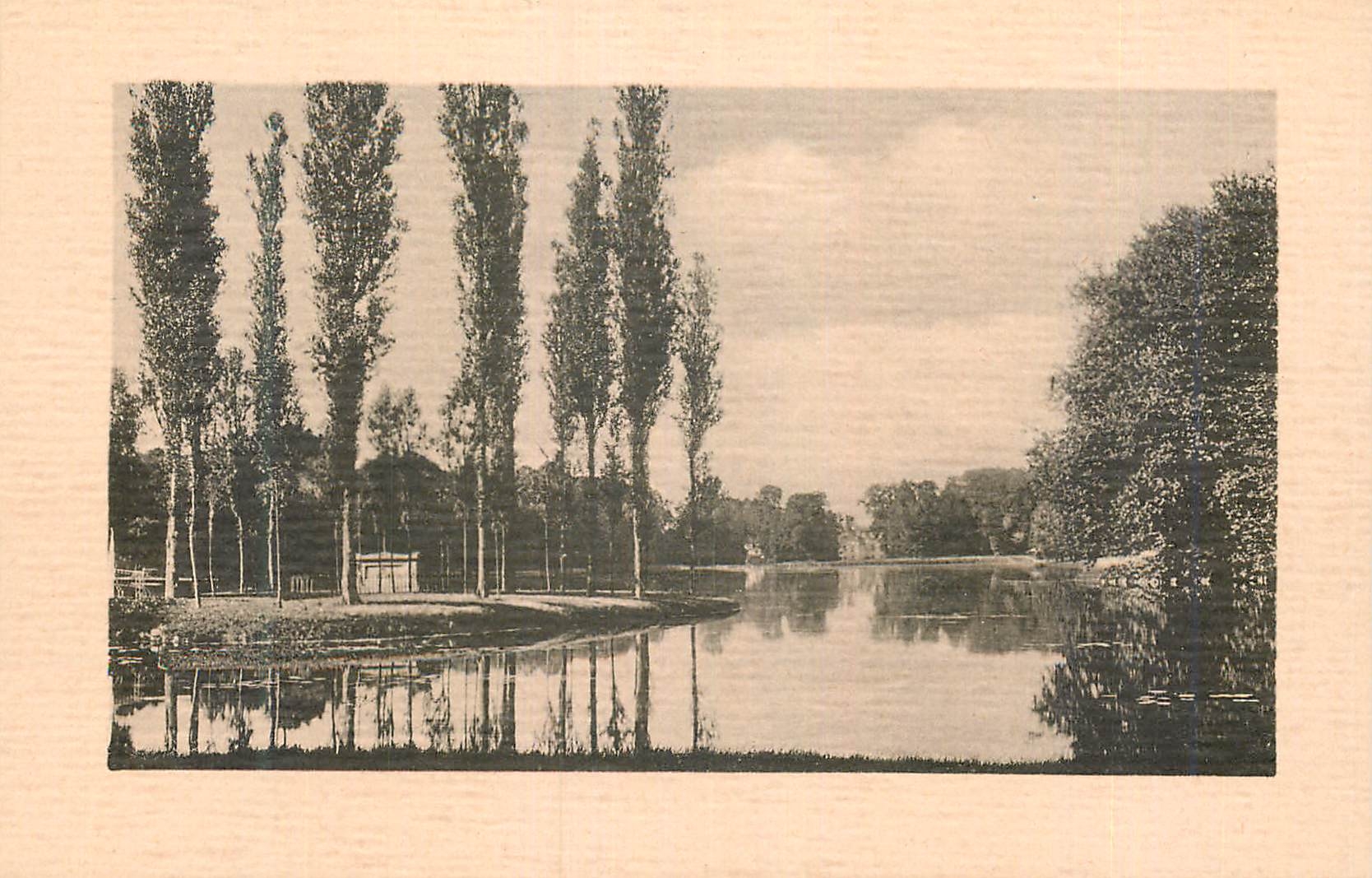 CPA Ermenonville Le Parc L'Ile des Peupliers