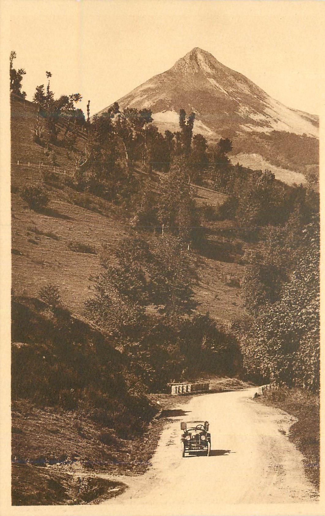 CPA Le Lioran Le Puy Griou 1694m