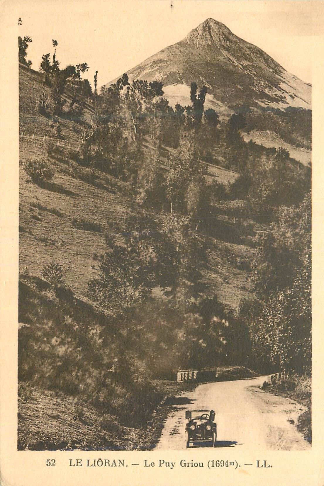 CPA Le Lioran Le Puy Griou (1694m)