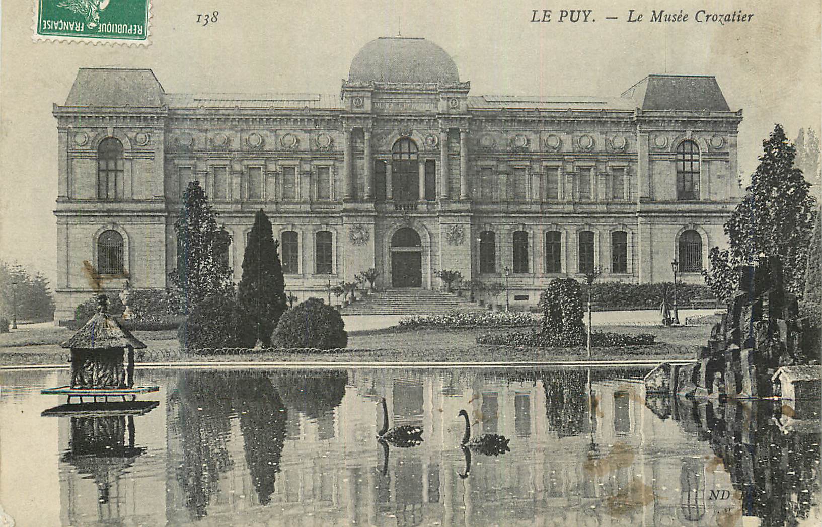 CPA Le Puy Le Musee Crozatier