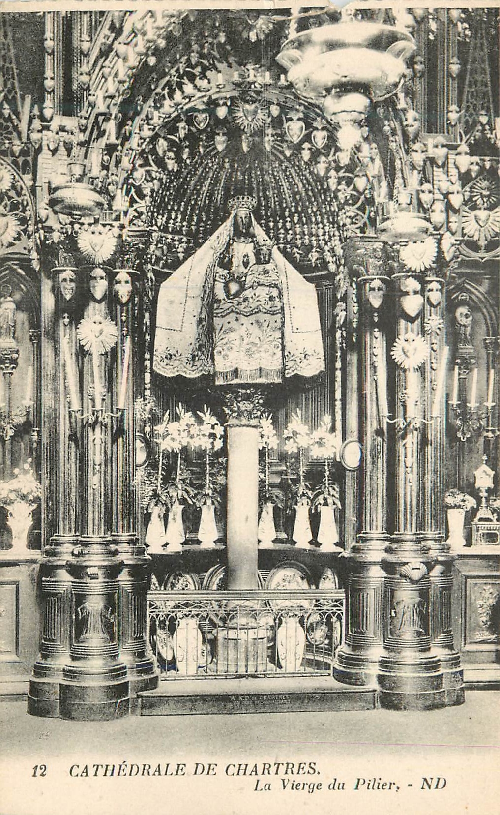 CPA Cathedrale de Chartres La Vierge du Pilier