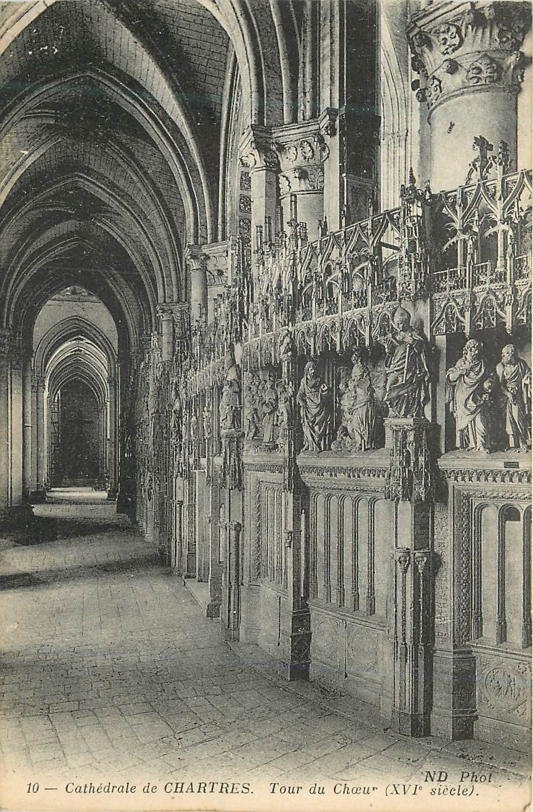 CPA Chartres la Cathedrale Tour du Choeur (XVIe Siecle)
