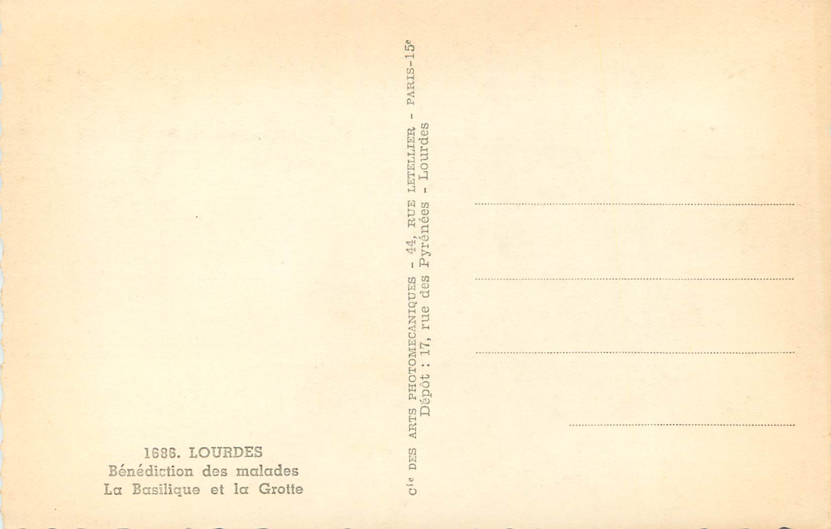 CPM Lourdes Benediction des Malades la Basilique et la Grotte — Verso