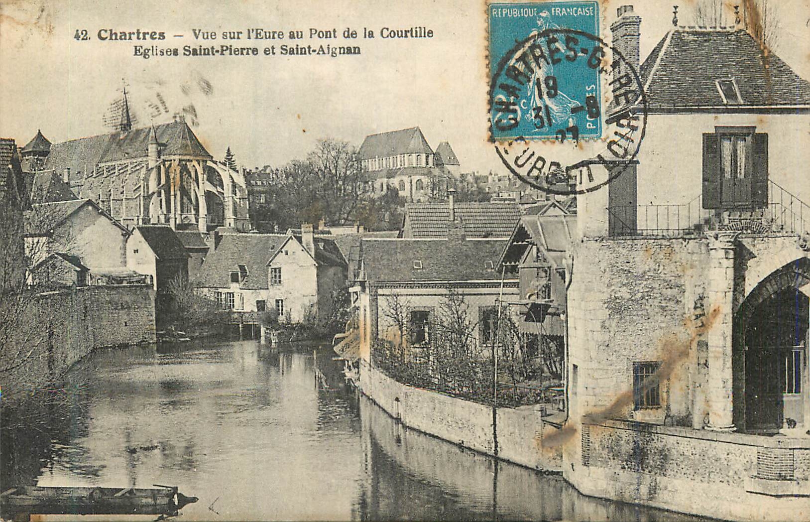 CPA Chartres vue sur l'Eure au Pont de la Courtille Eglises Saint Pierre et Saint Aignan
