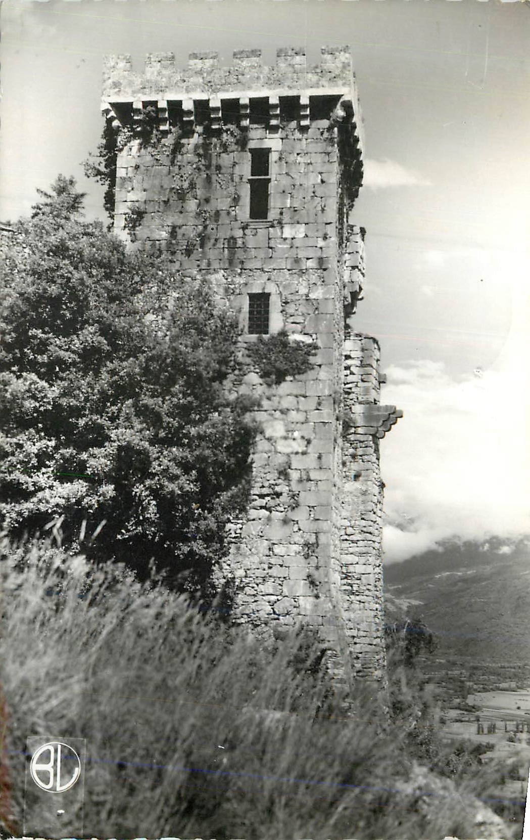 CPM Environs de Chamousset Vues de la Savoie les Prisons du Chateau de Miolans(Monument Historique)