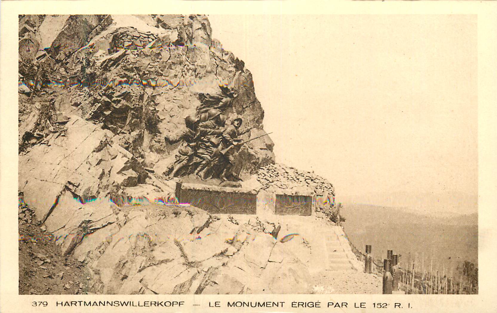 CPA Hartmannswillerkopf le Monument Erige par le 152e RI Militaria