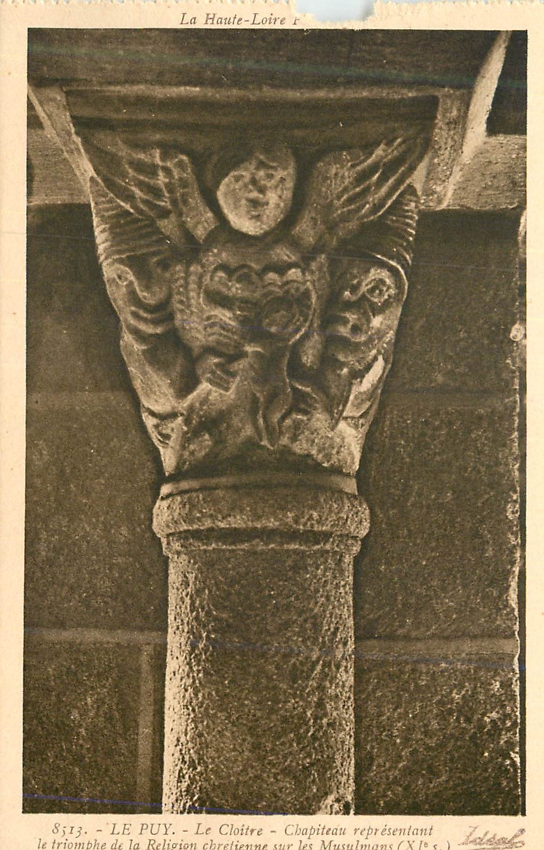 Le Puy - Le Cloître - Chapiteau représentant le triomphe de la Religion chrétienne sur les Musulmans (XIe s.)