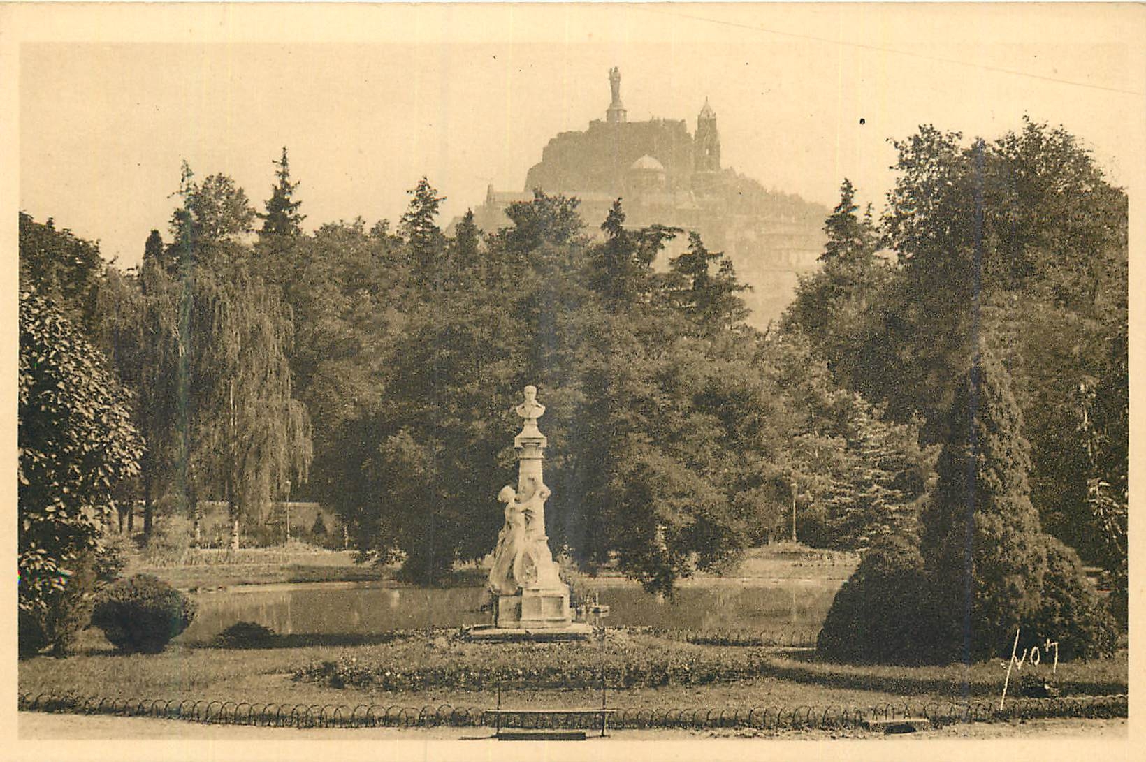 Le Puy (Haute-Loire) — Jardin Public du Fer à cheval — Éditions d'Art Yvon, Paris