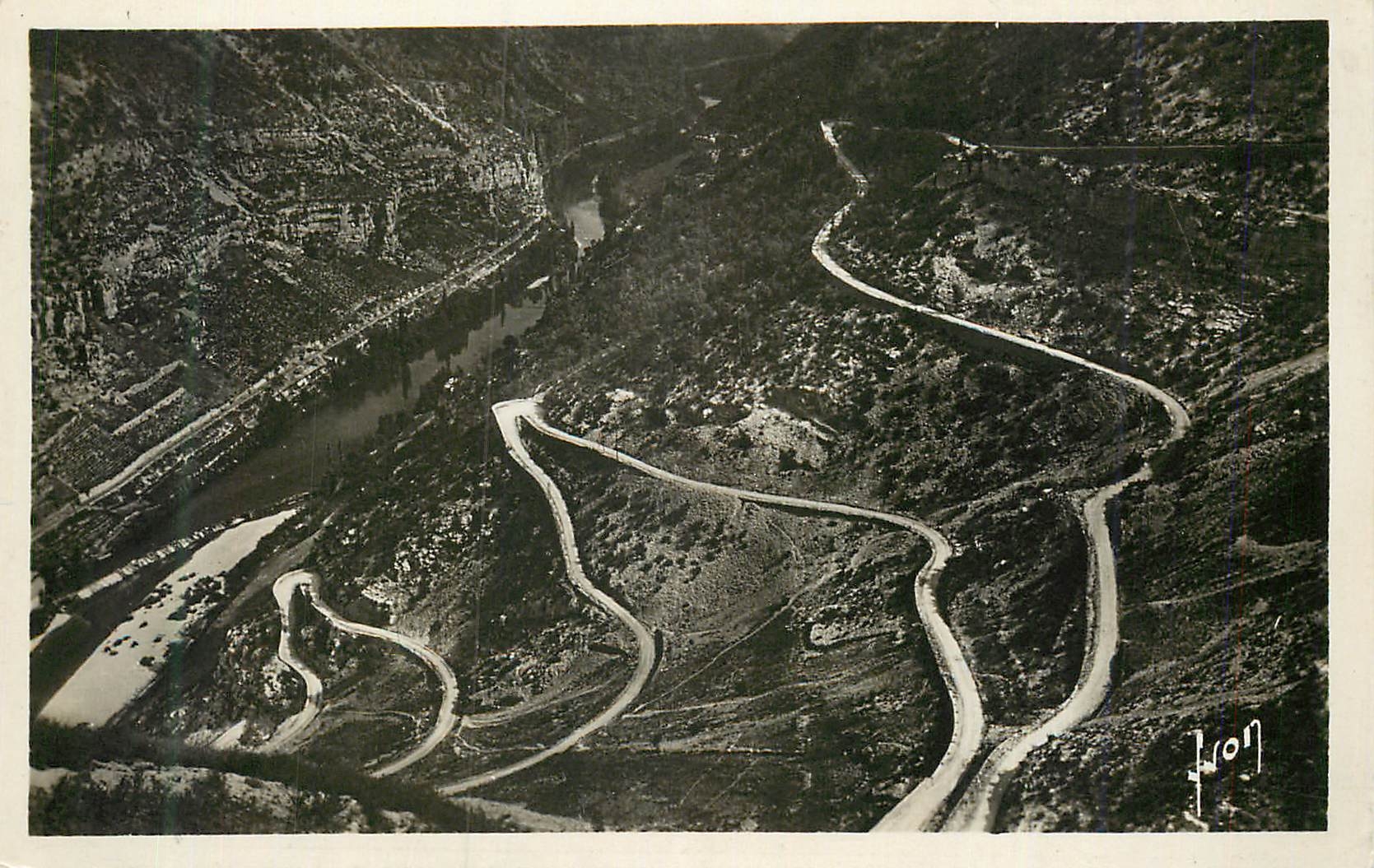 CPM Gorges du tarn la malene(lozere) les lacets de la route