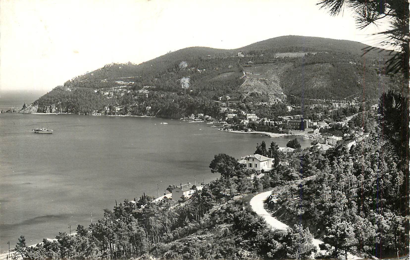 CPM 70 44 cote d azur theoule sur mer vue panoramique