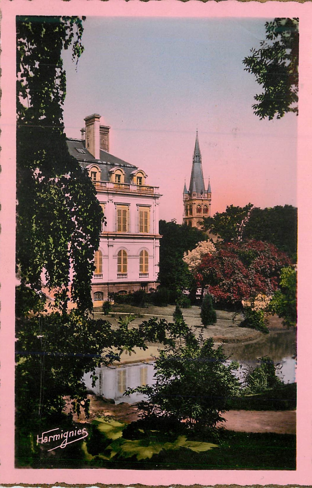 CPM 7 epernay (marne) jardin de l hotel de ville le clocher de notre dame