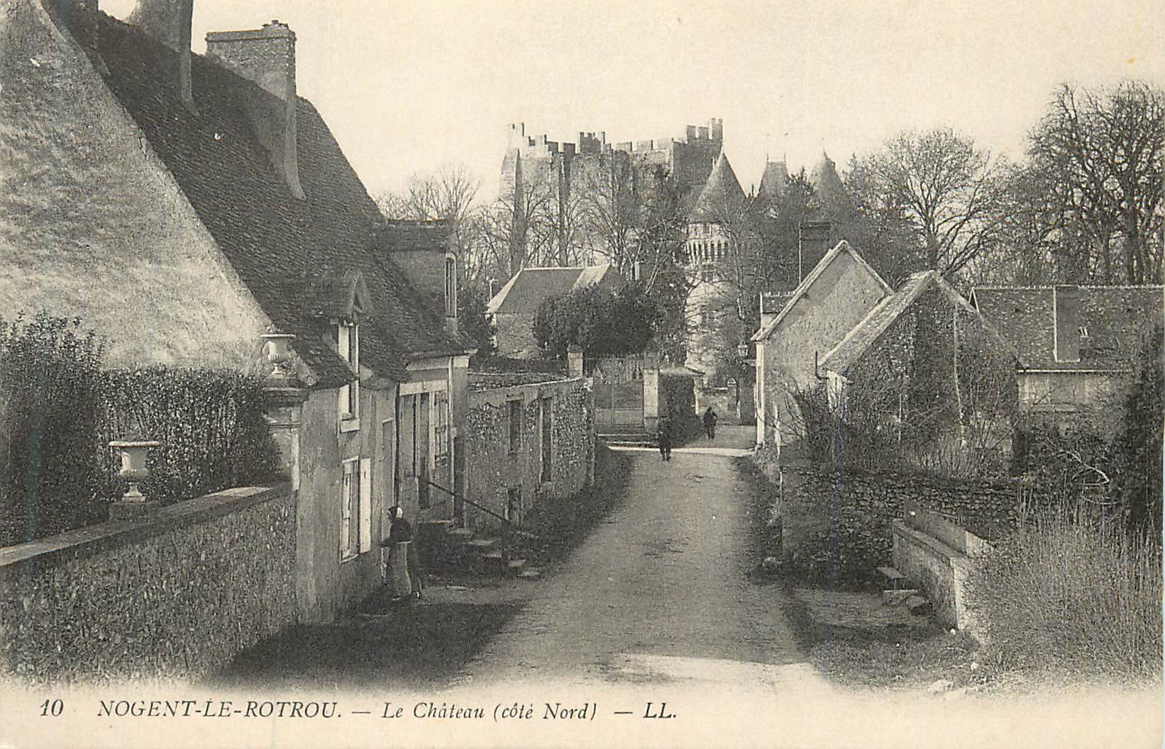 Nogent-le-Rotrou — Le Château (côté Nord) — LL.