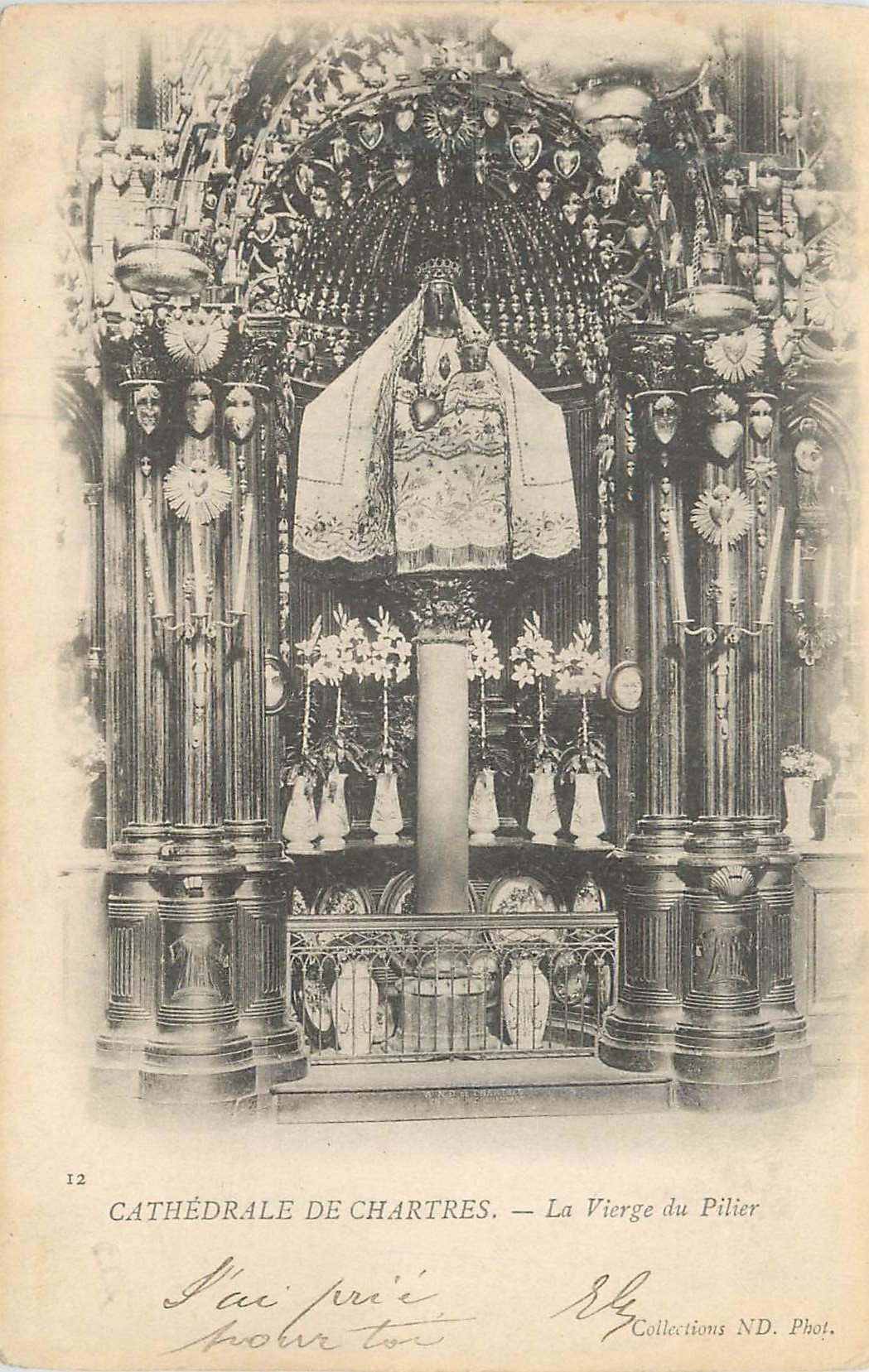 CPA Cathedrale de chartres la vierge du pilier