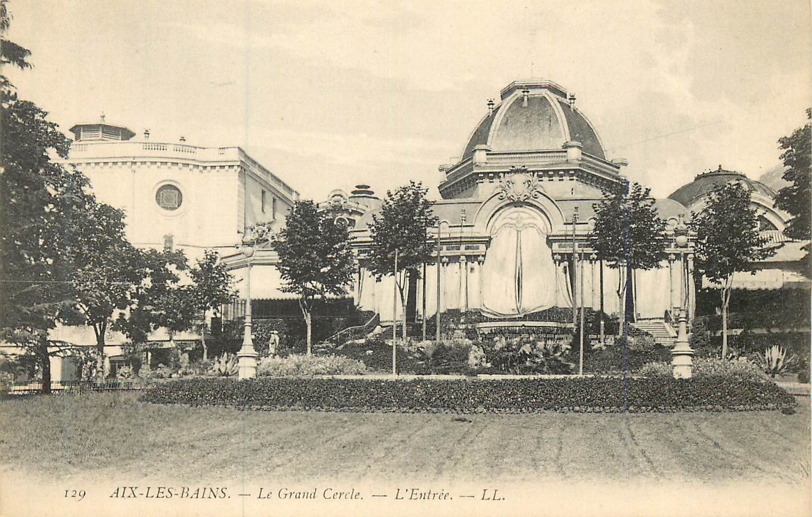 CPA 129 aix les bains le grand corde l entree