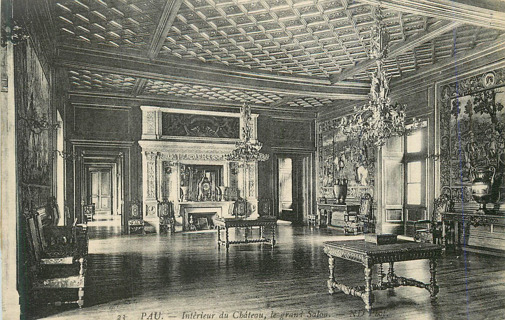 Pau — Intérieur du Château, le grand Salon — N° 23