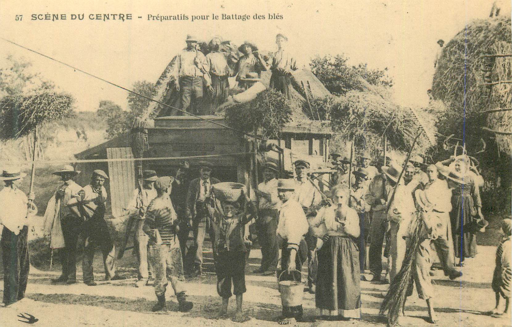REPRO 67 scene du centre preparatifs pour le battage des bles