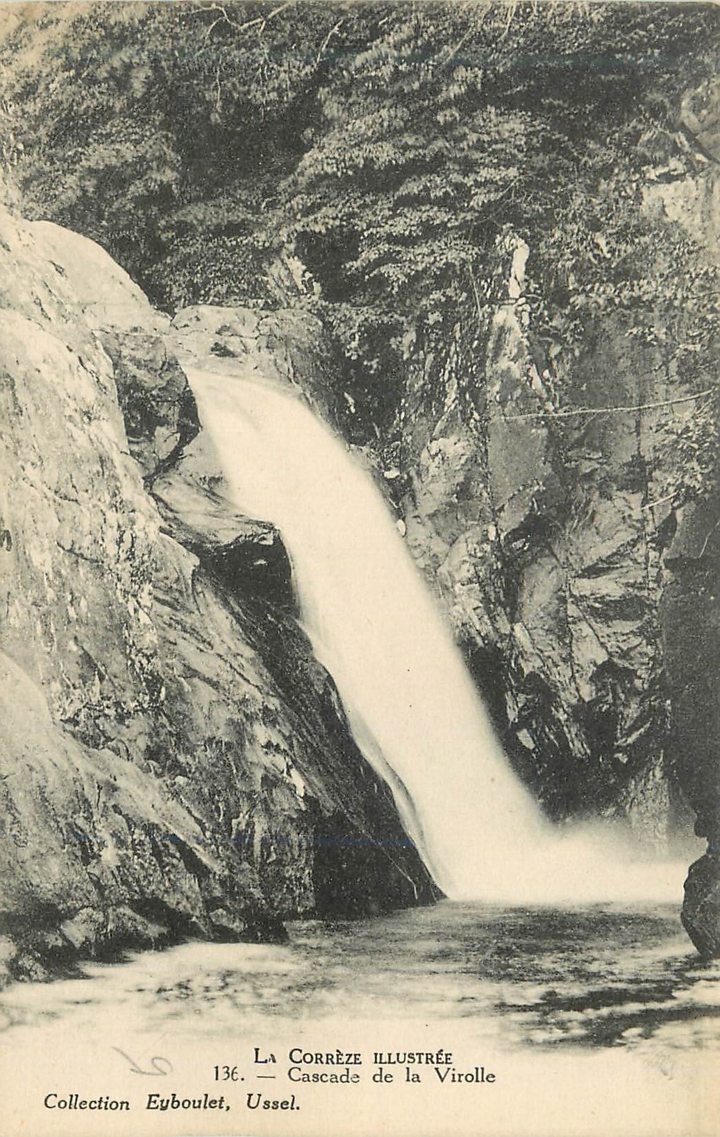 CPA La correze illustree 136 cascade de la virolle