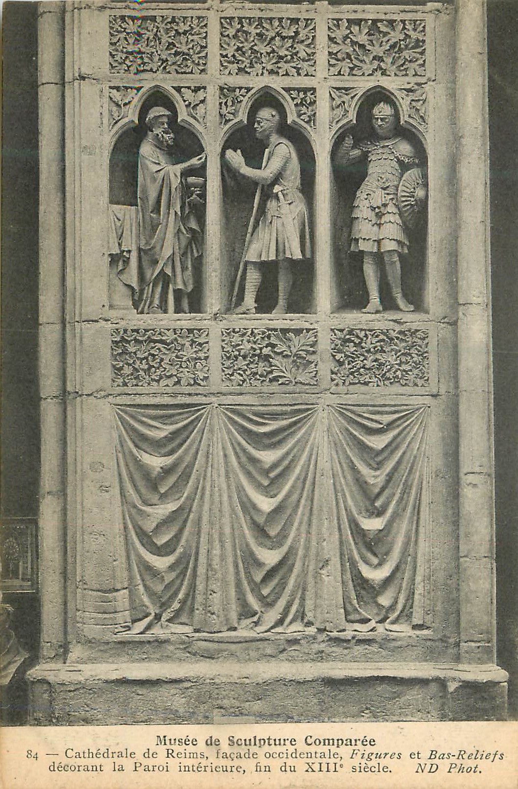 CPA Musee de sculpture comparee 84 cathedrale de reims facade occidentale