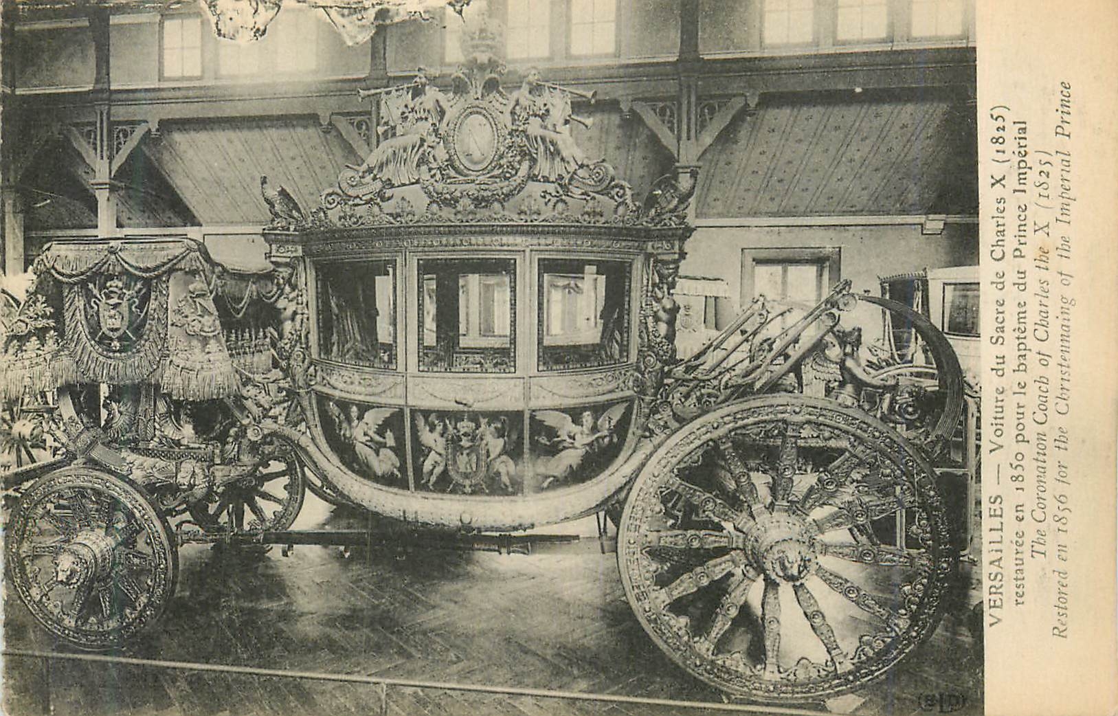 CPA Versailles voiture de charles x (1825)