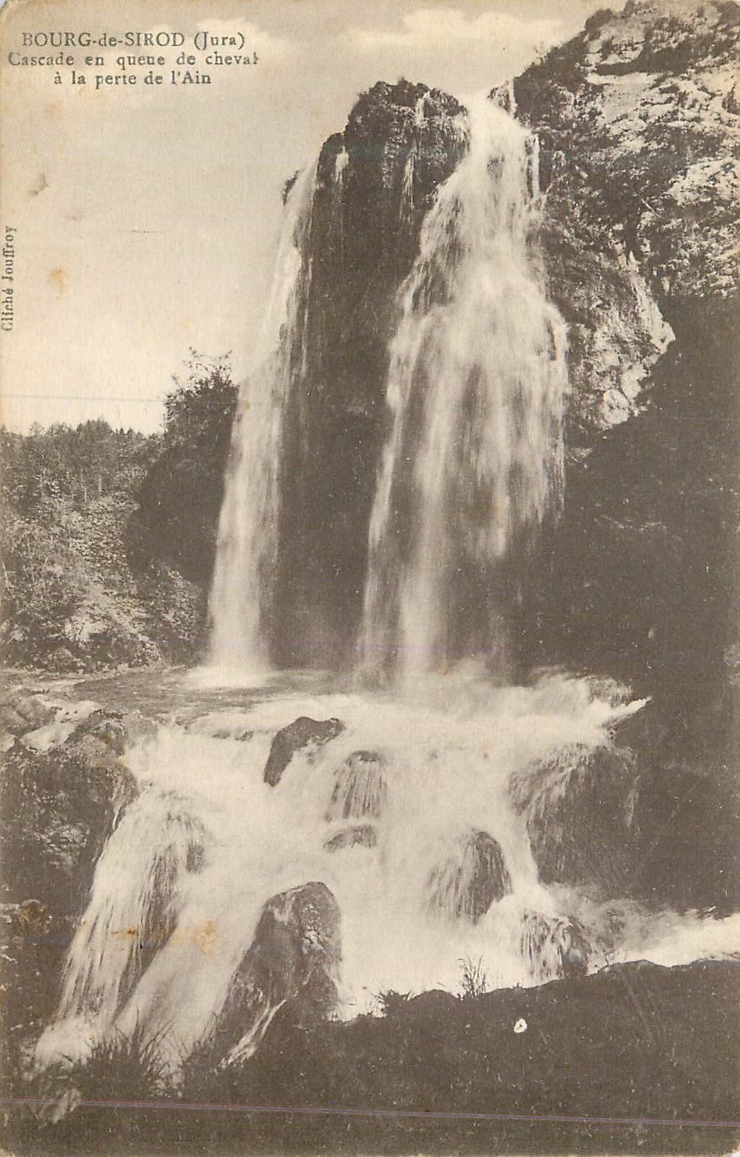 Cascades de Bourg-de-Sirod (Jura) — à la perte de l'Ain — Gilchê Jouflfroy