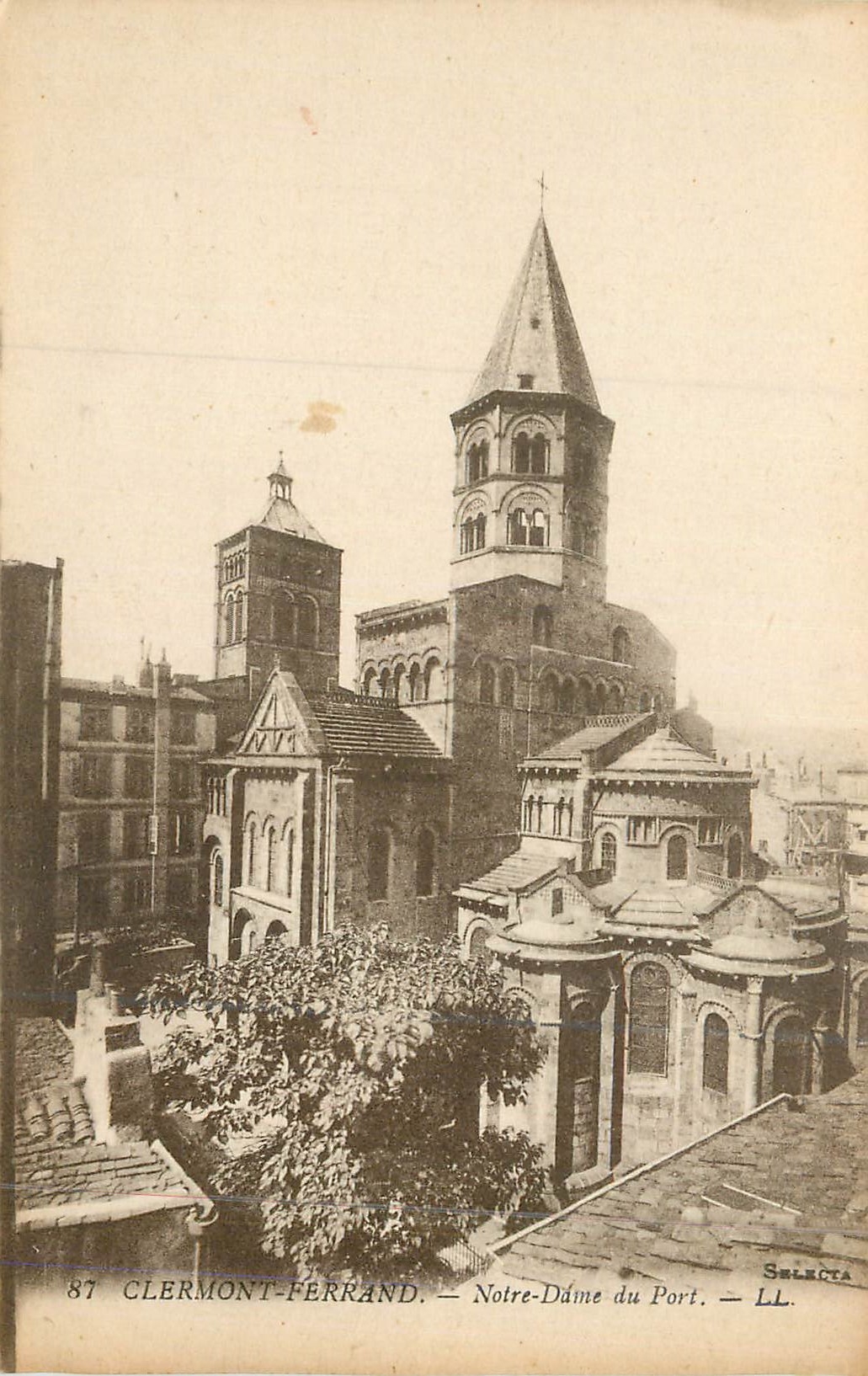 CPA 87 clermont ferrand notre dame du port