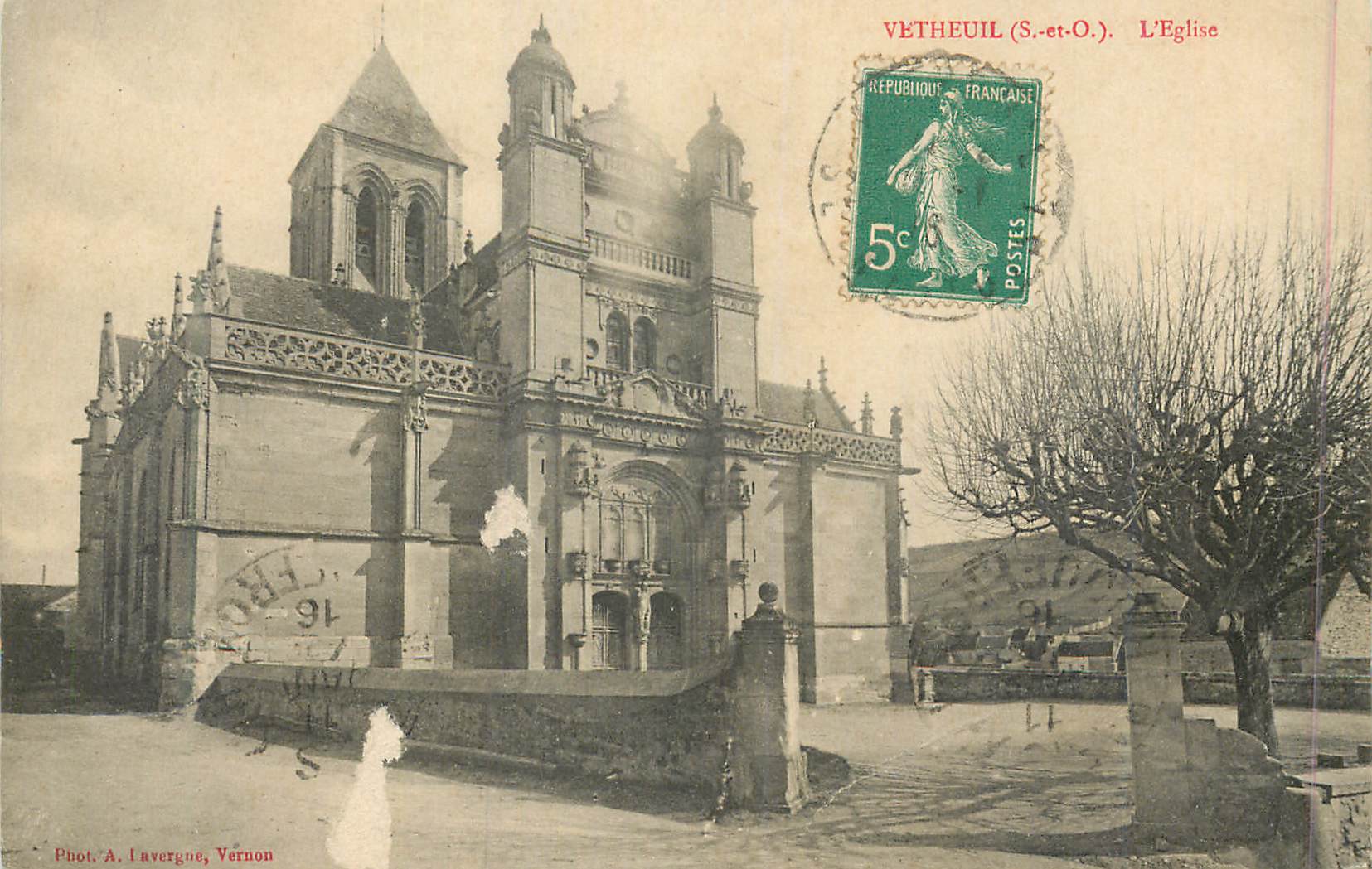 CPA Vetheuil(s et o) l eglise