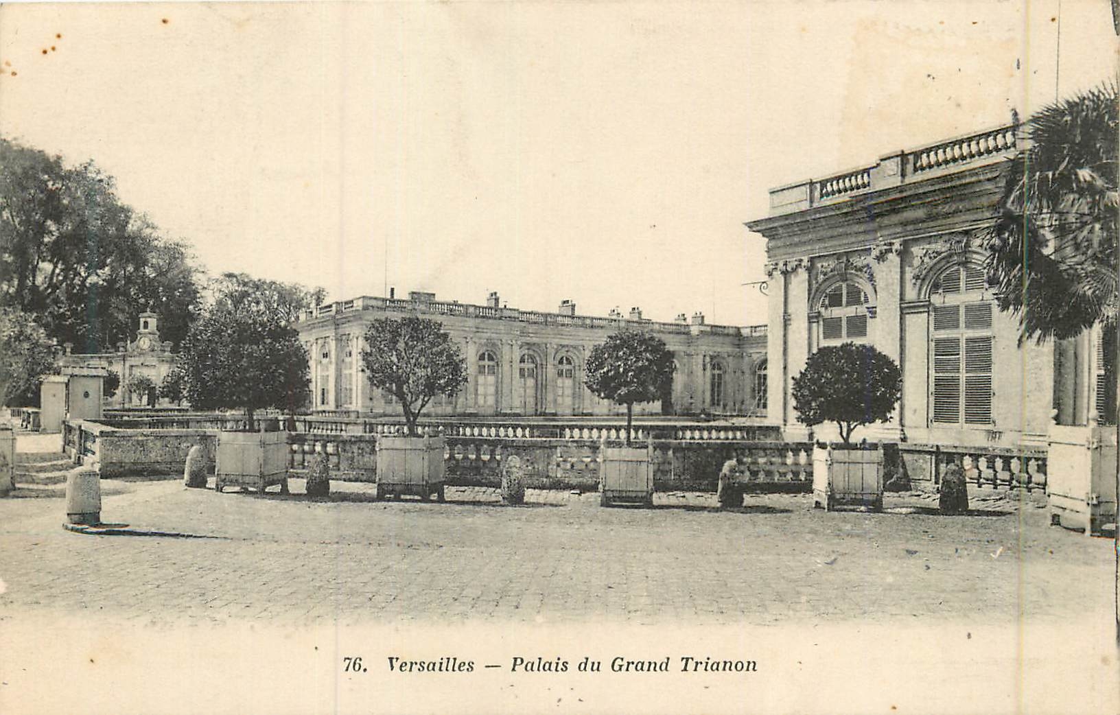 Versailles — Palais du Grand Trianon — Héliotypie A. Bourdier