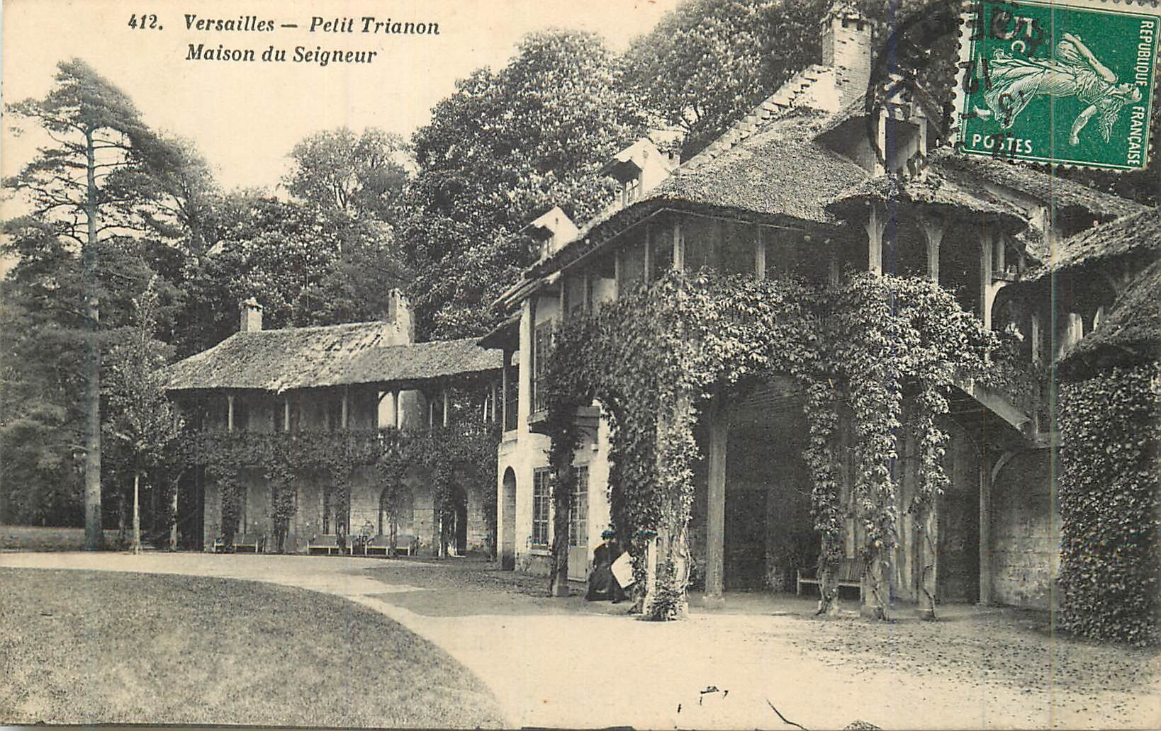 CPA 412 versailles petit trianon maison du seigneur