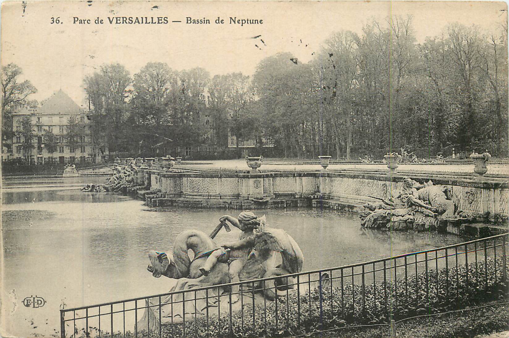 CPA 36 parc de versailles bassin de neptune