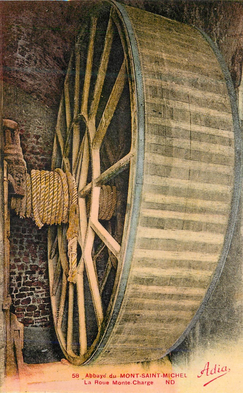 CPA 58 abbaye du mont saint michel la route monte charge