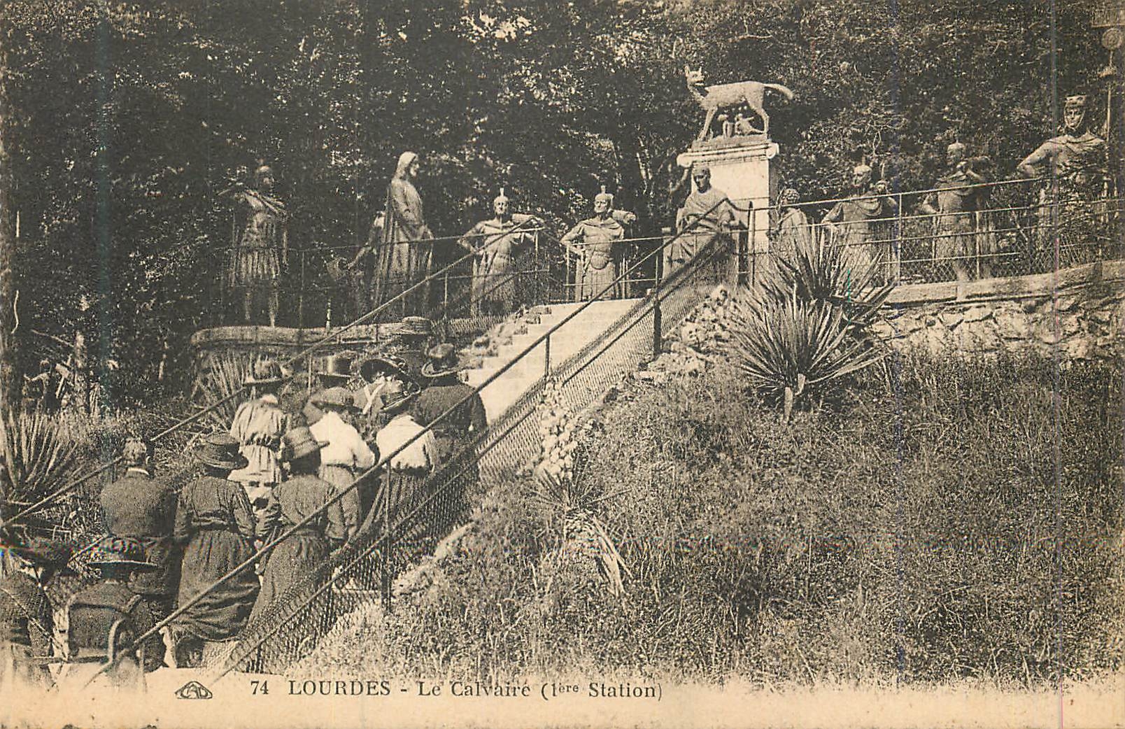 CPA 74 lourdes le calvaire(1ere station)