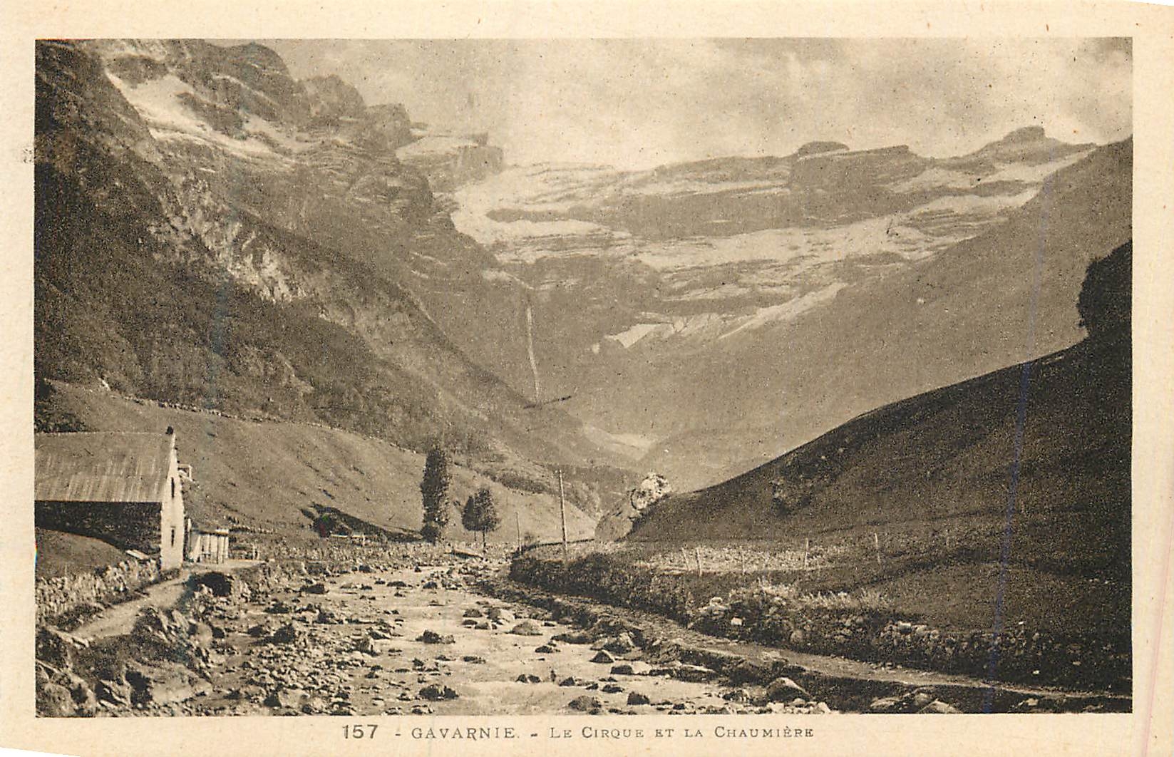 CPA 157 gavarnie le cirque et la chaumieres