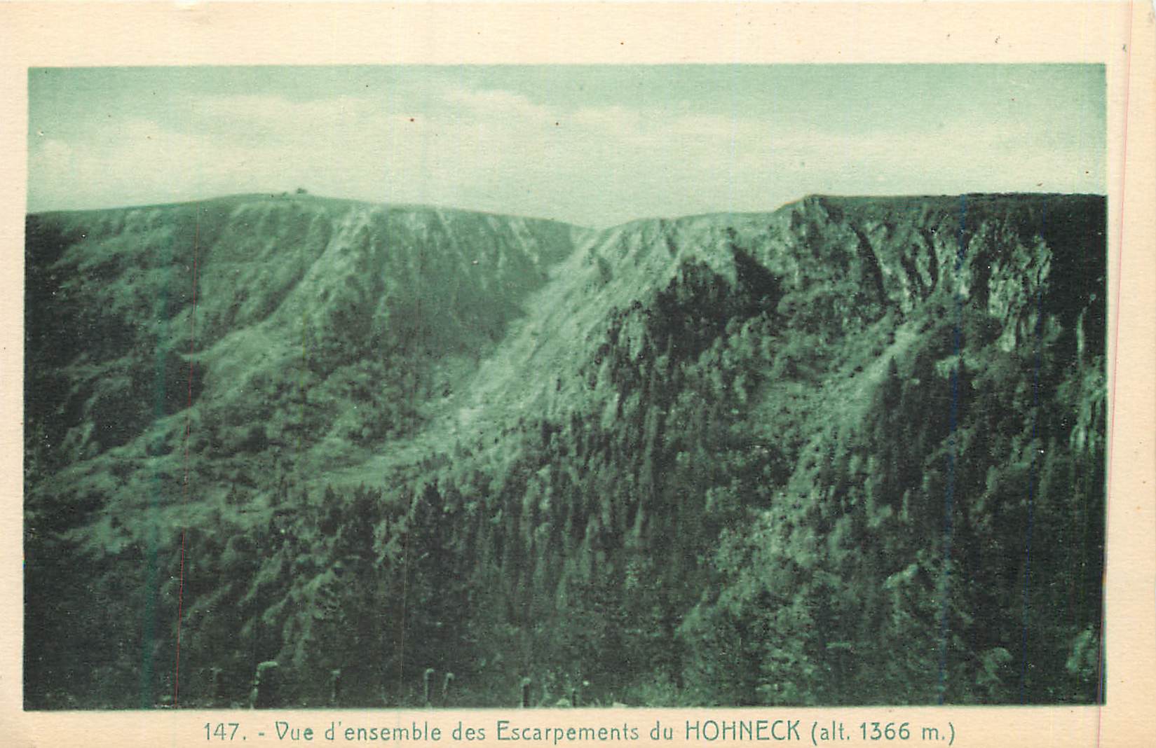 Escarpements du Hohneck (alt. 1366 m.) — vue panoramique — Cartes 'La Cagogne', Strasbourg