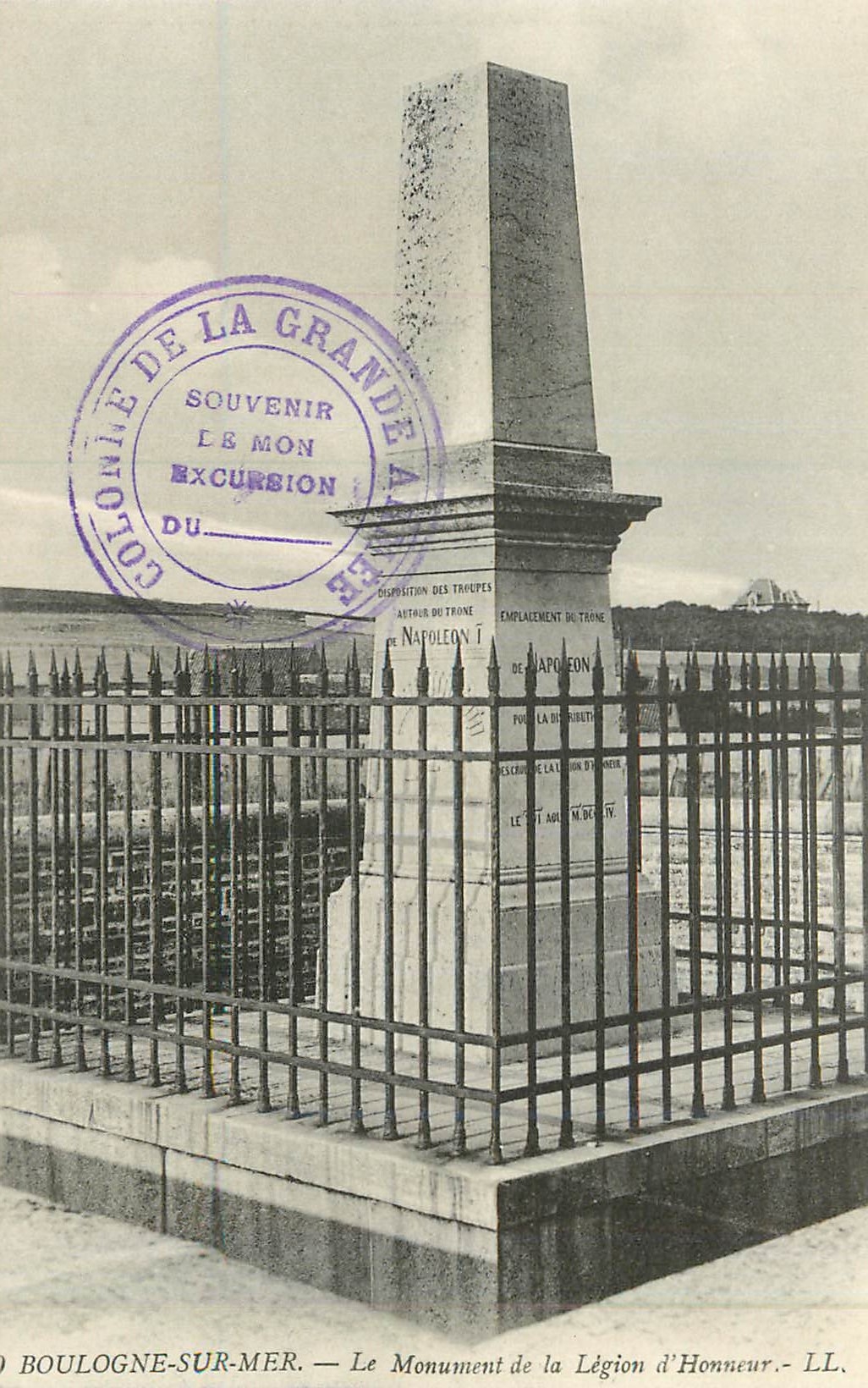 Boulogne-sur-Mer — Le Monument de la Légion d'Honneur — LL.