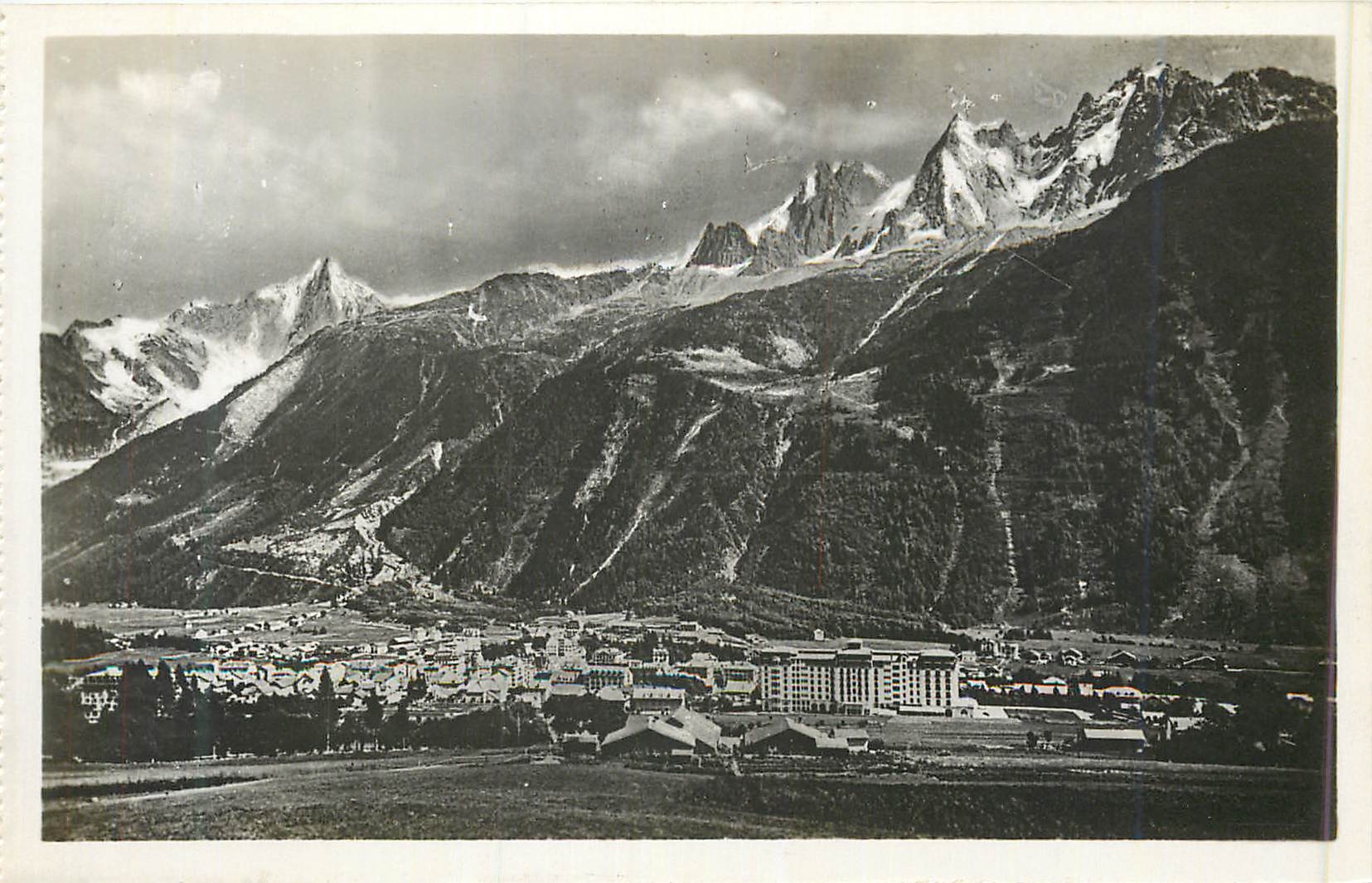 CPM 300 chamonix vue generale la chaine des aiguilles et aiguille du dru