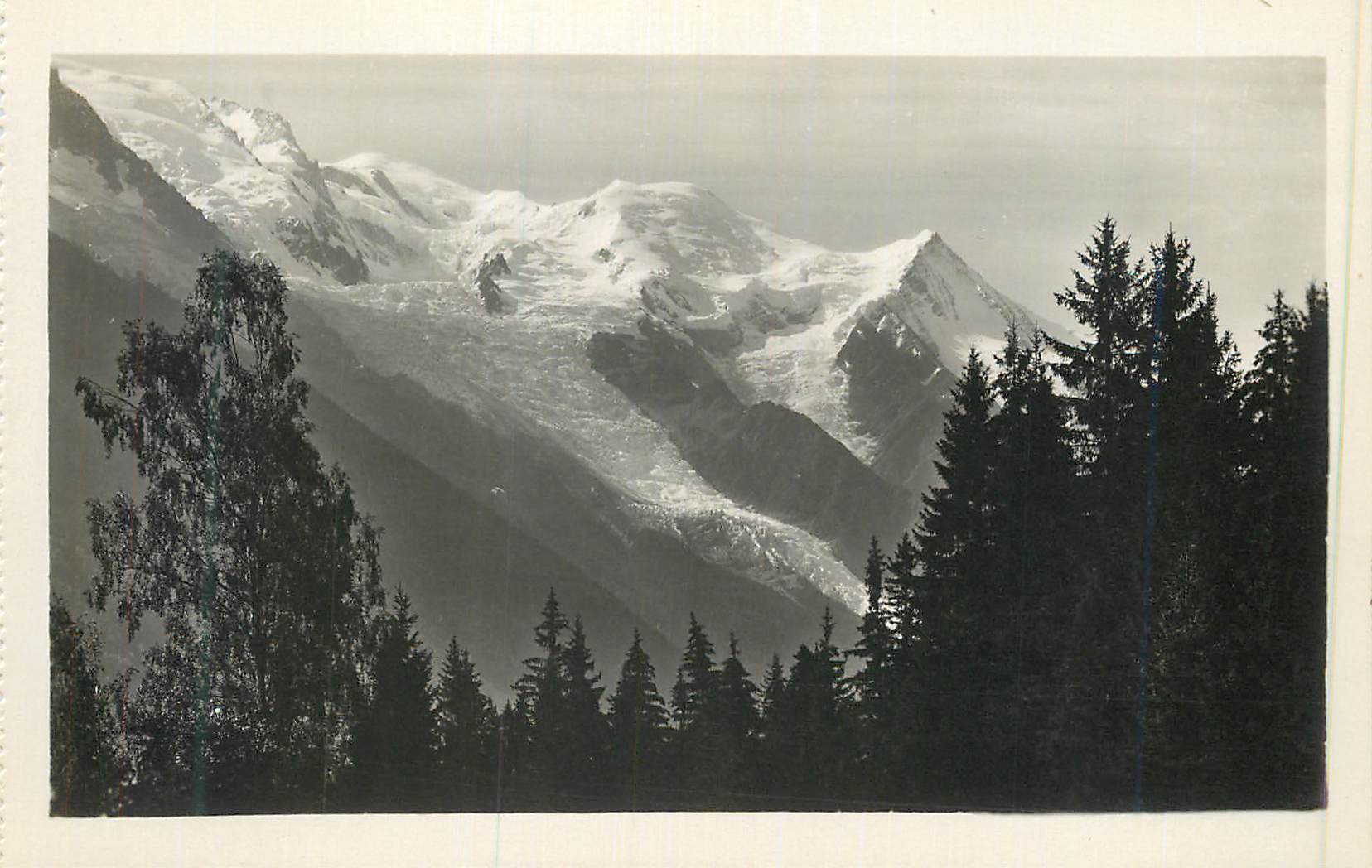 Chamonix-Mont-Blanc — The Mont-Blanc — Publisher Lévy et Neurdein Réunis, Paris