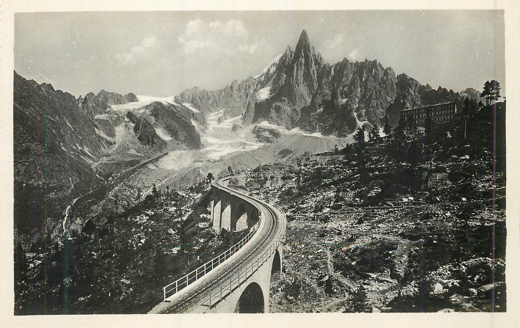 CPM 73 chamonix chemin de fer de montenvers hotel