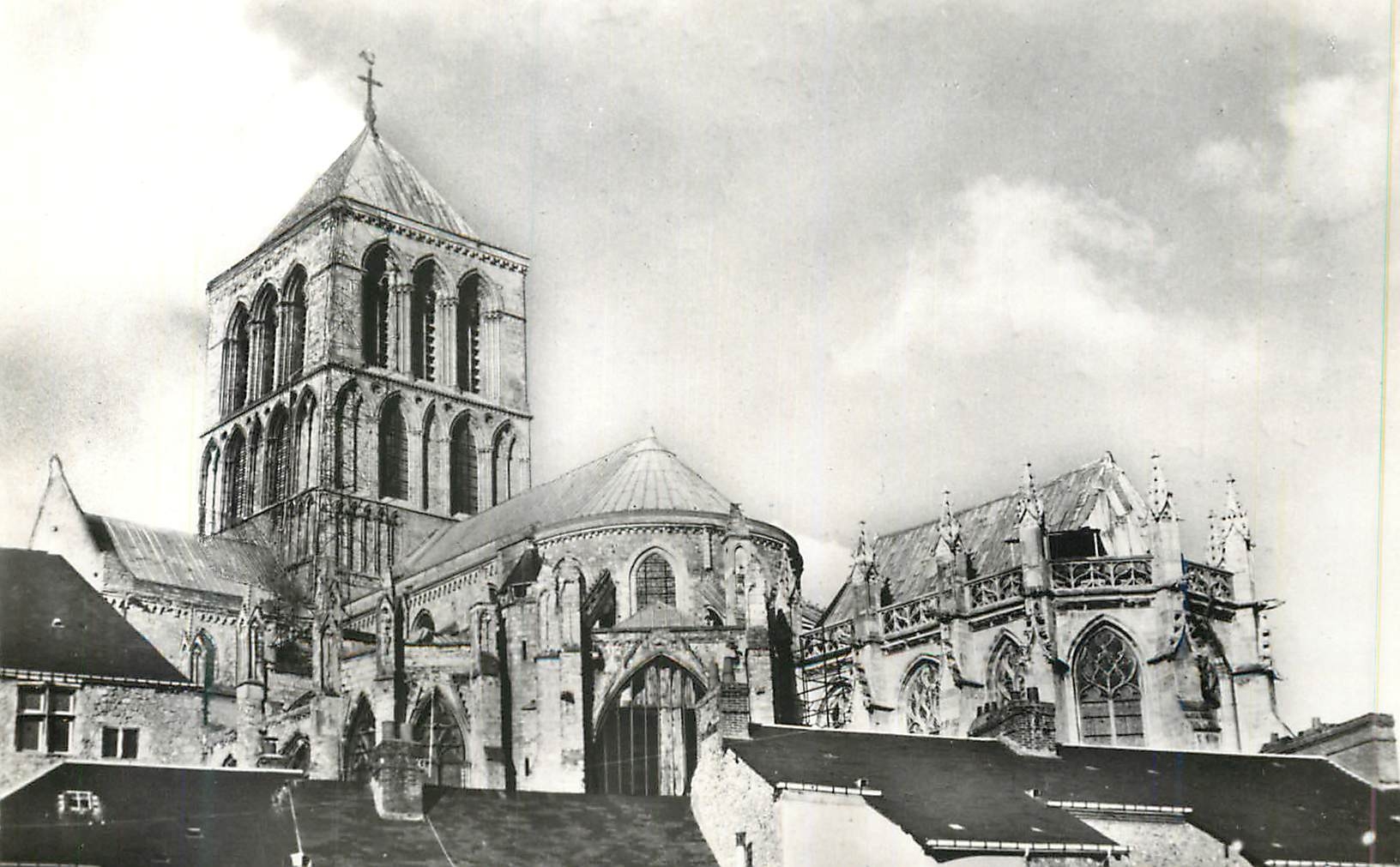 CPM Fecamp (seine maritime) abbatiale de la sainte trinite(xi et xiii siecle)