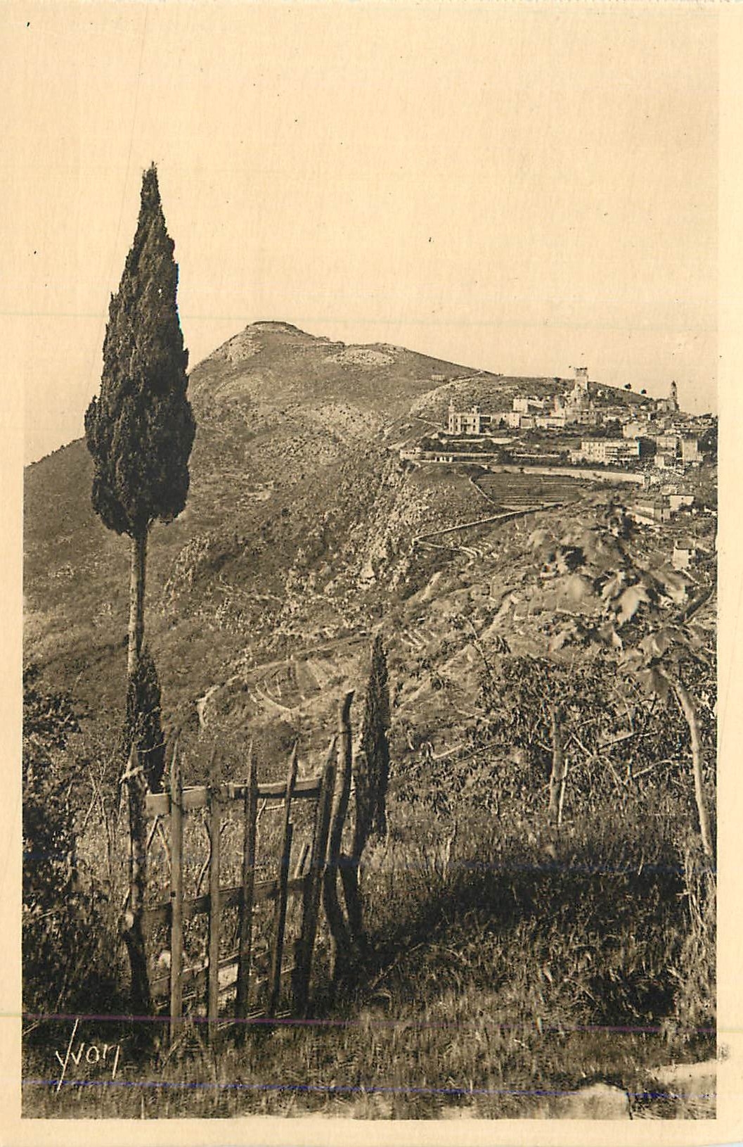 CPA La douce france 176 cote d azur la turbie