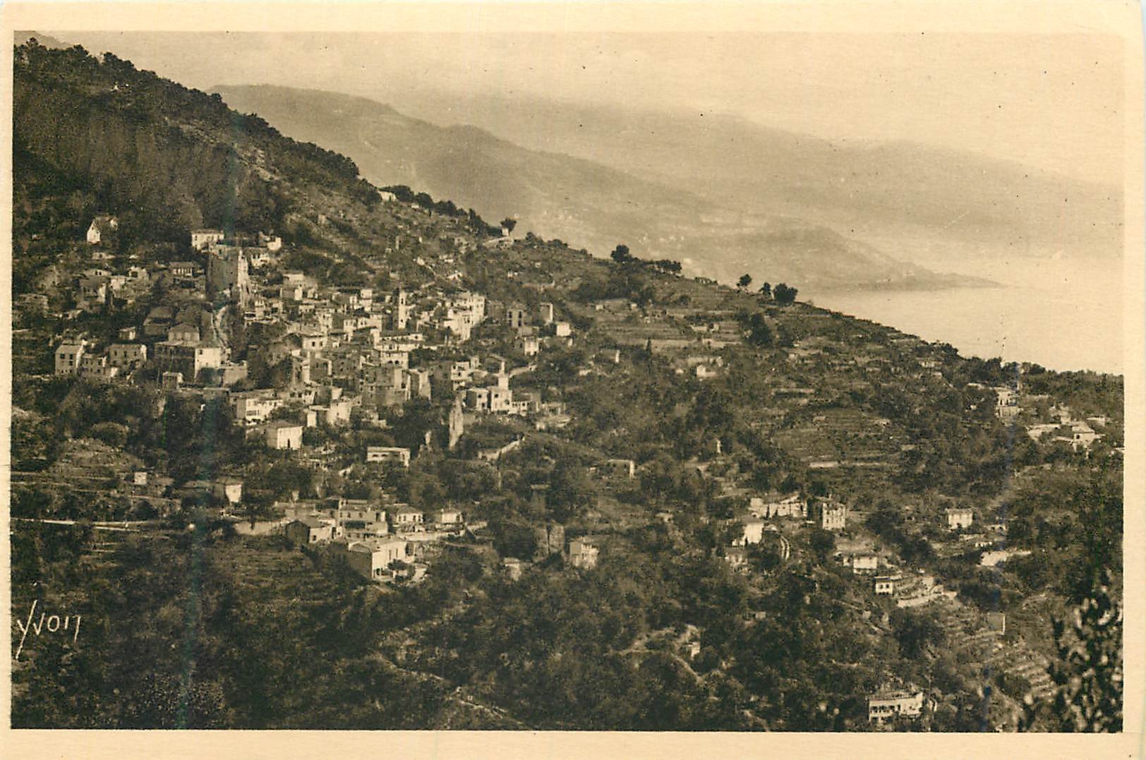 CPA La douce france 229 cote d azur roquebrune le village vu de la grande corniche