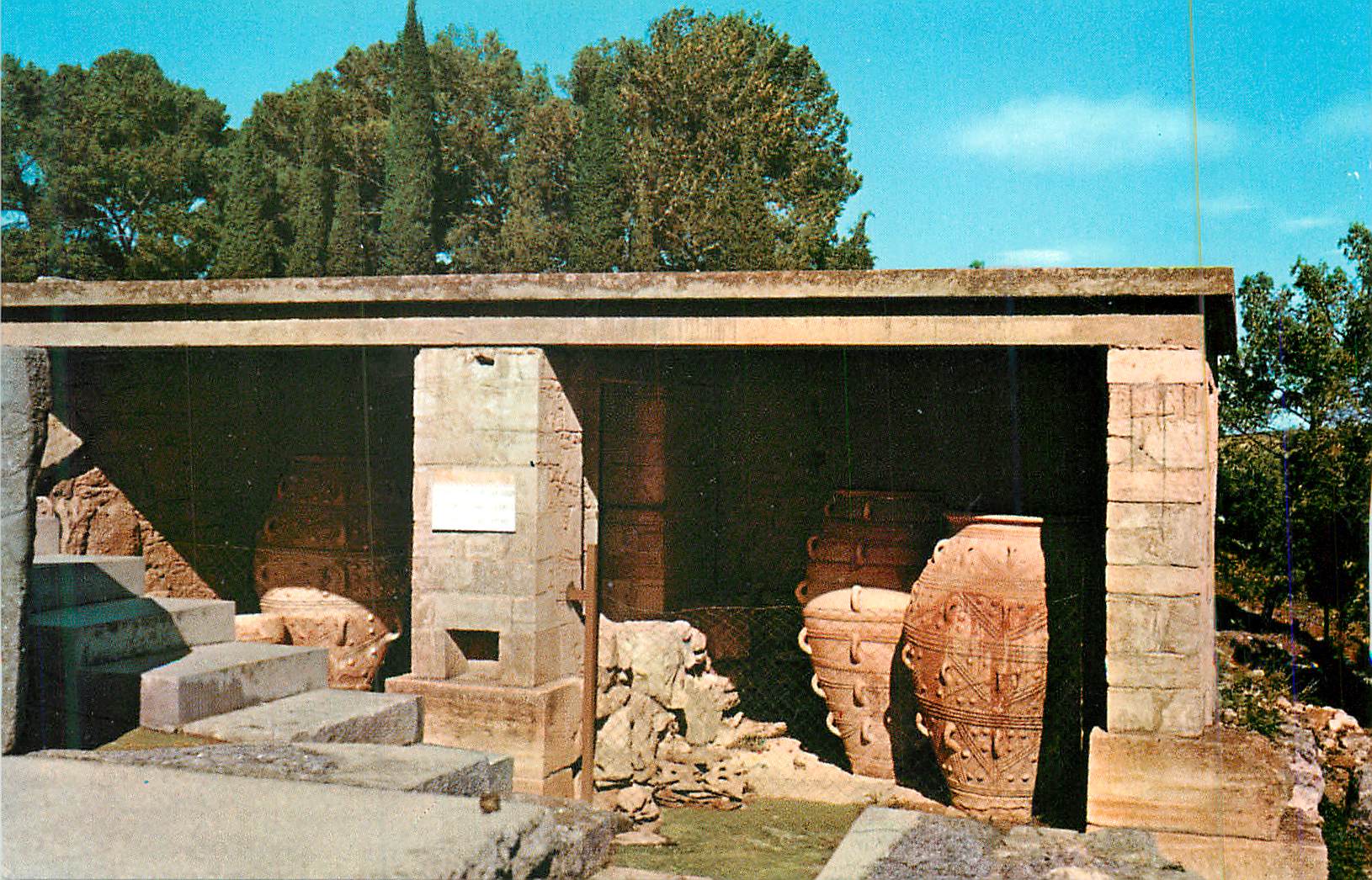 CPM Cnossos les depots aux jarres gigantesques