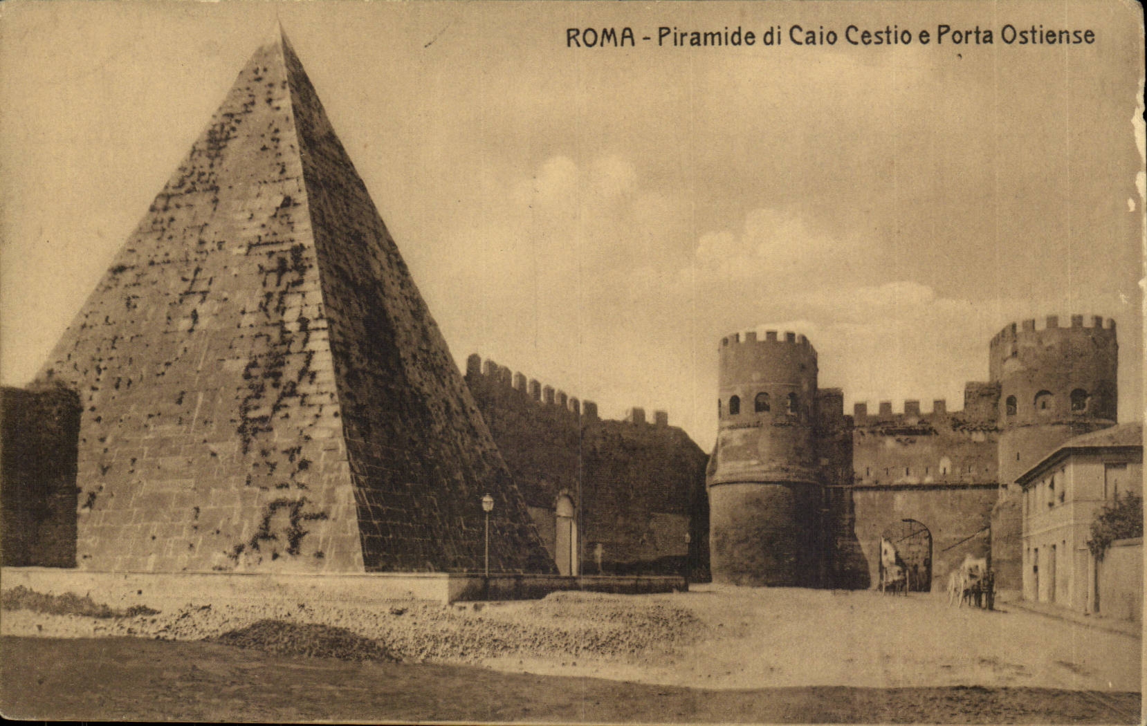CPA Italie Italia Roma Piramide di Caio Cestio e Porta Ostiense