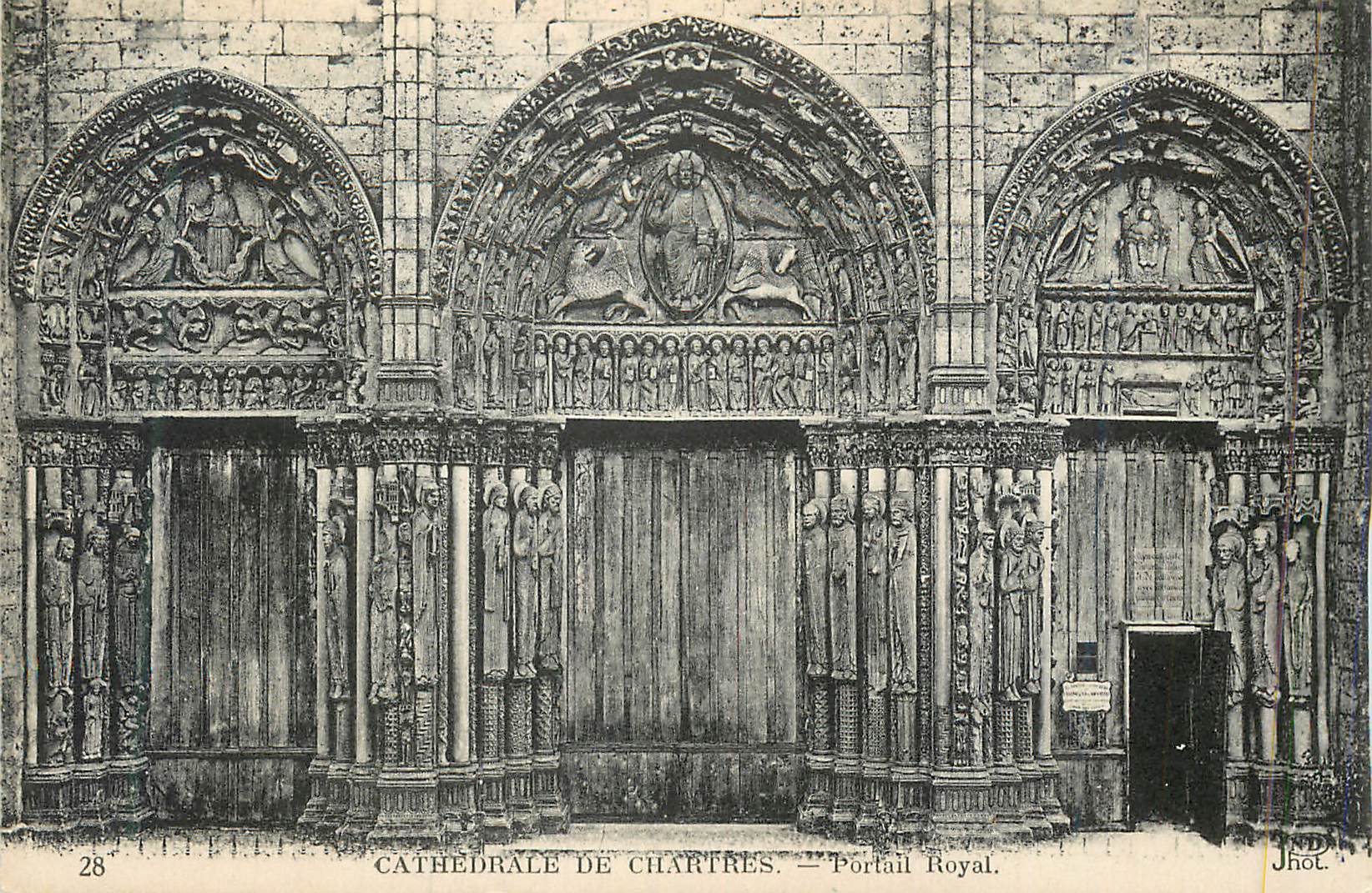 CPA Cathedrale de Chartres Portail Royal