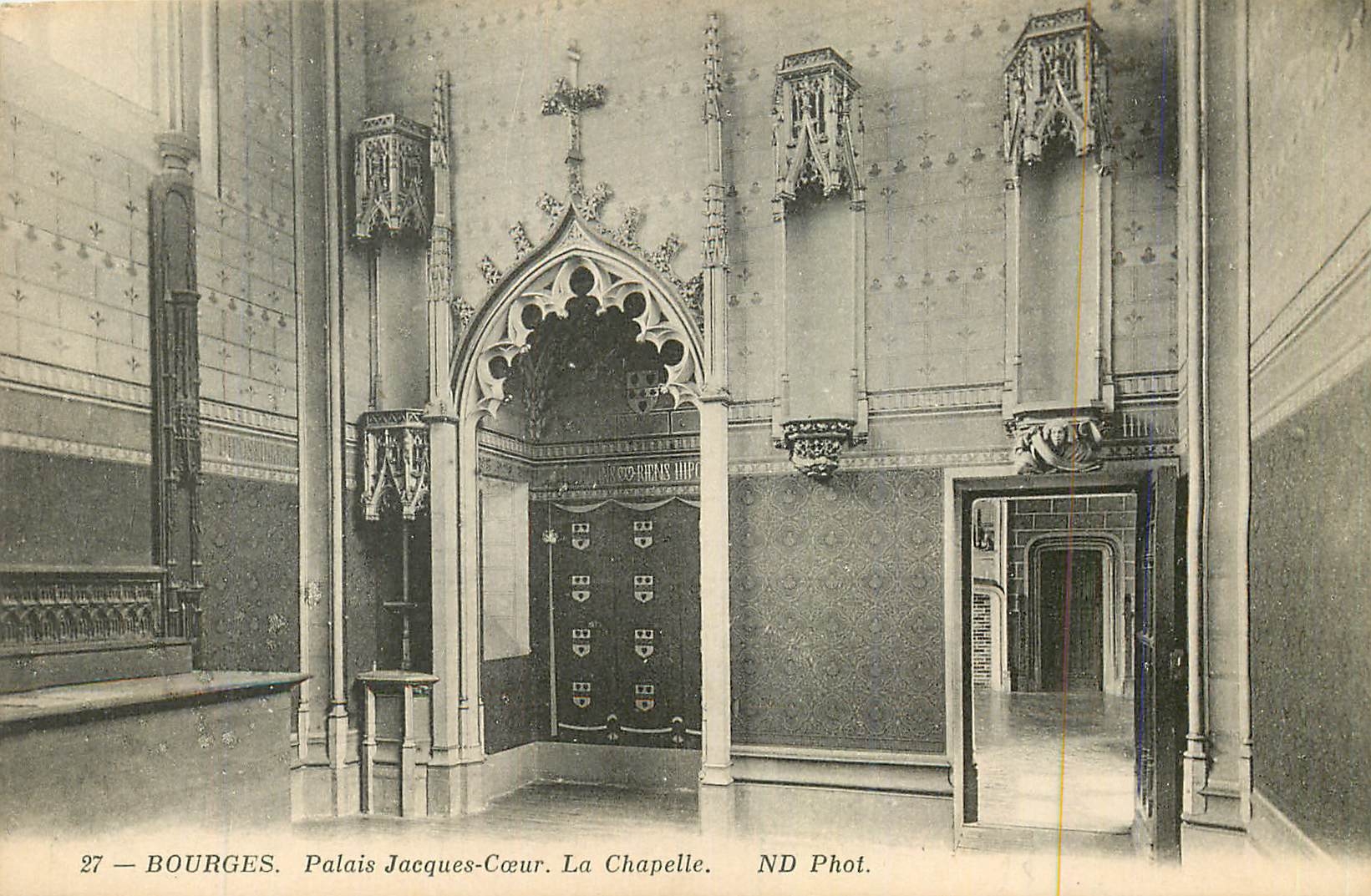 CPA Bourges Palais Jacques Coeur La Chapelle