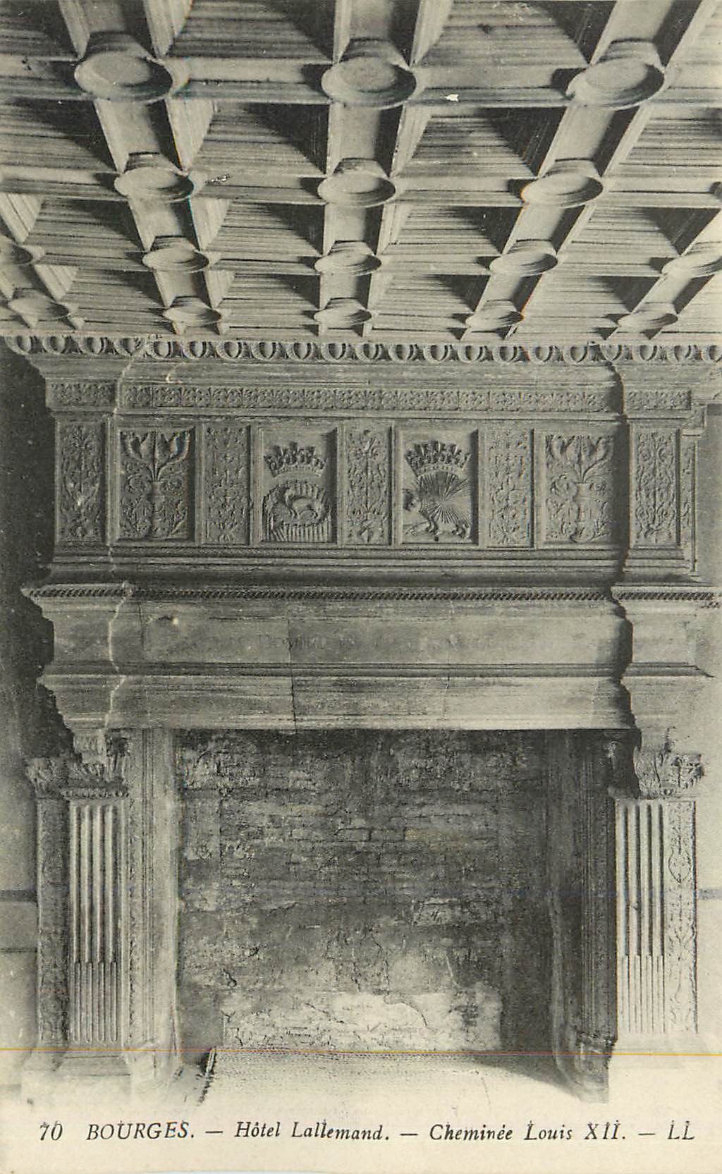 CPA Bourges Hotel Lallemand Cheminee Louis XII